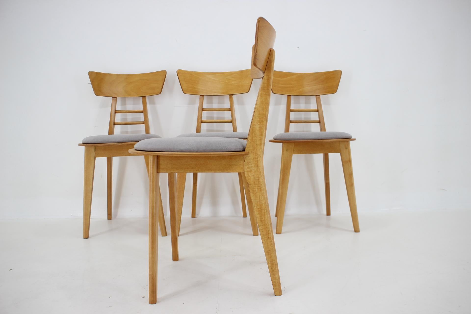 Fabric 1980s Set of Four Dining Chairs by Ton, Czechoslovakia For Sale