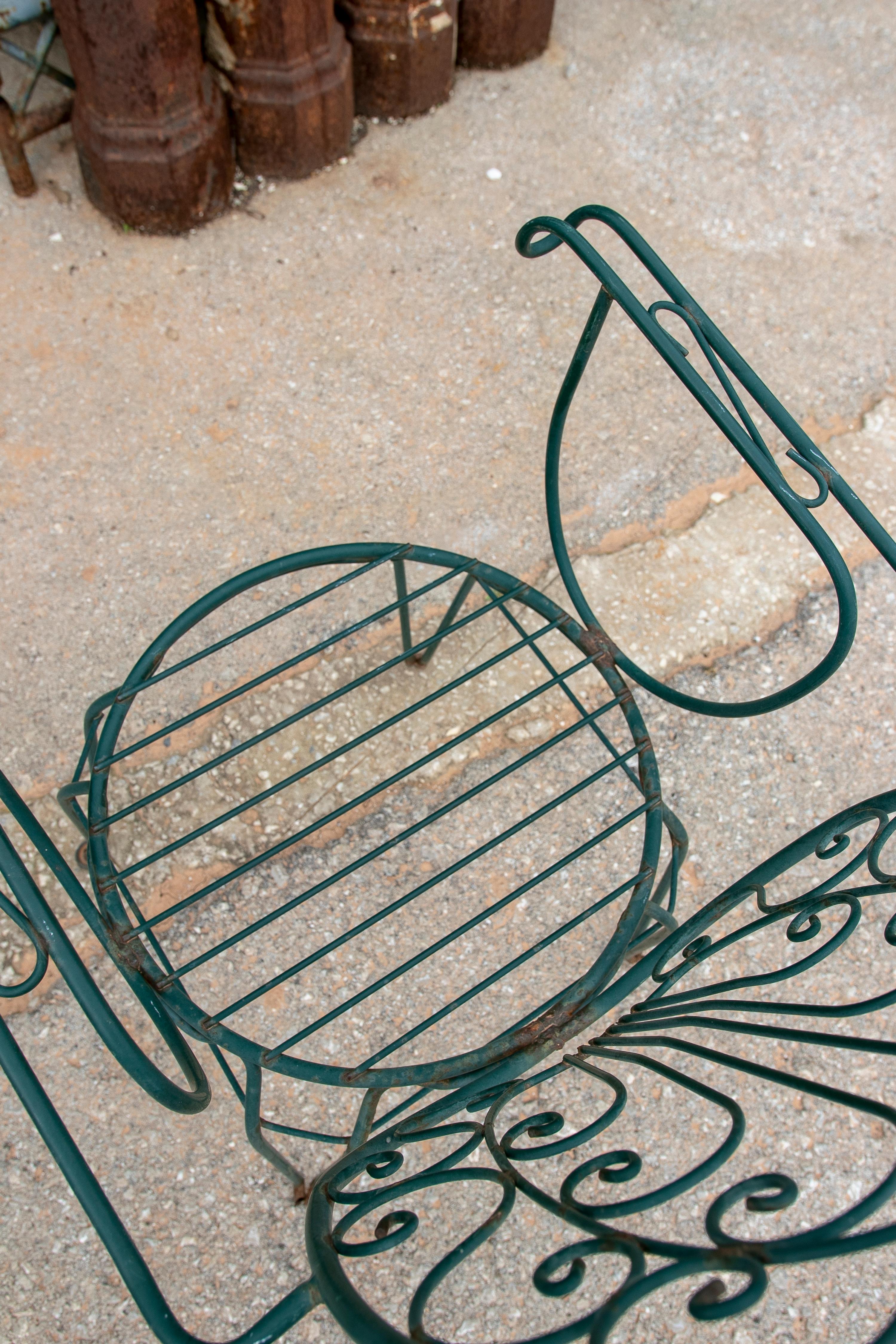 1980s Set of Four Green-Painted Iron Chairs  For Sale 11