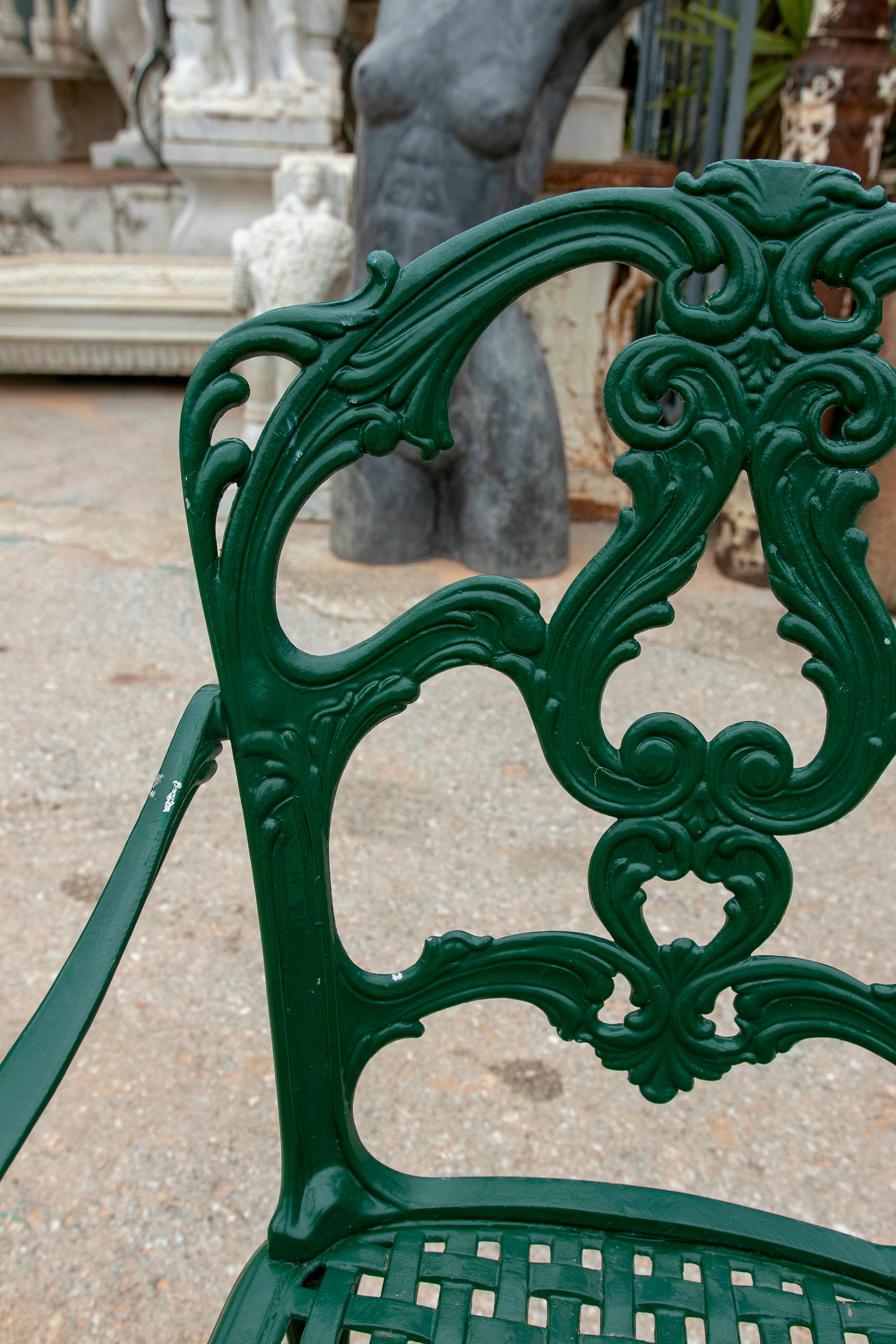 20th Century 1980s Set of Four Green-Painted Iron Chairs 