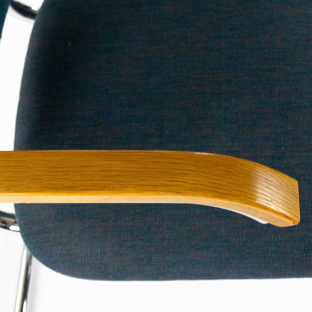 Set di quattro poltrone Marcel Breuer per Knoll B64 in tessuto verde degli anni '80 In condizioni buone in vendita a Philadelphia, PA