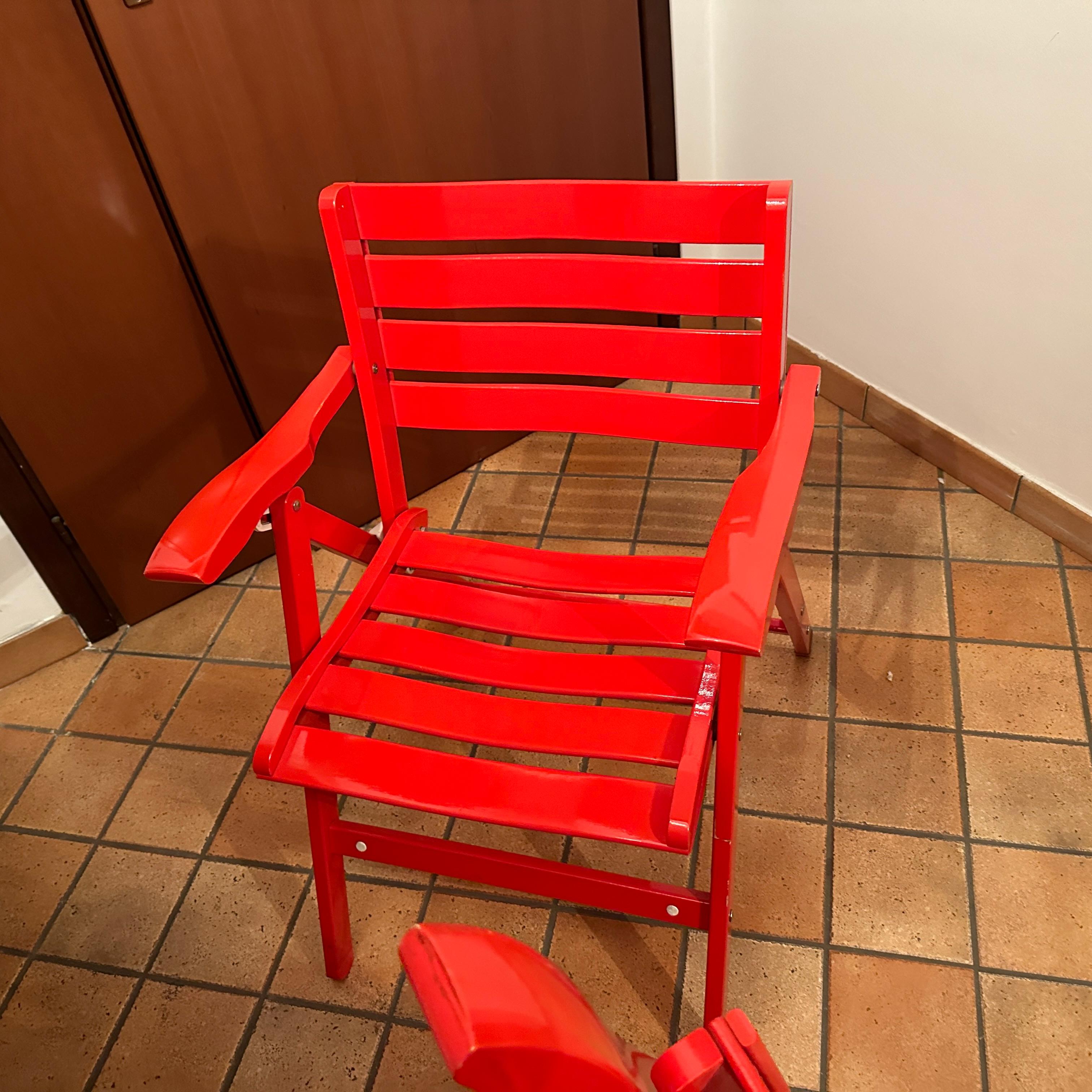 Ensemble de quatre chaises de jardin pliantes orange de style Reguitti des années 1980 en vente 4