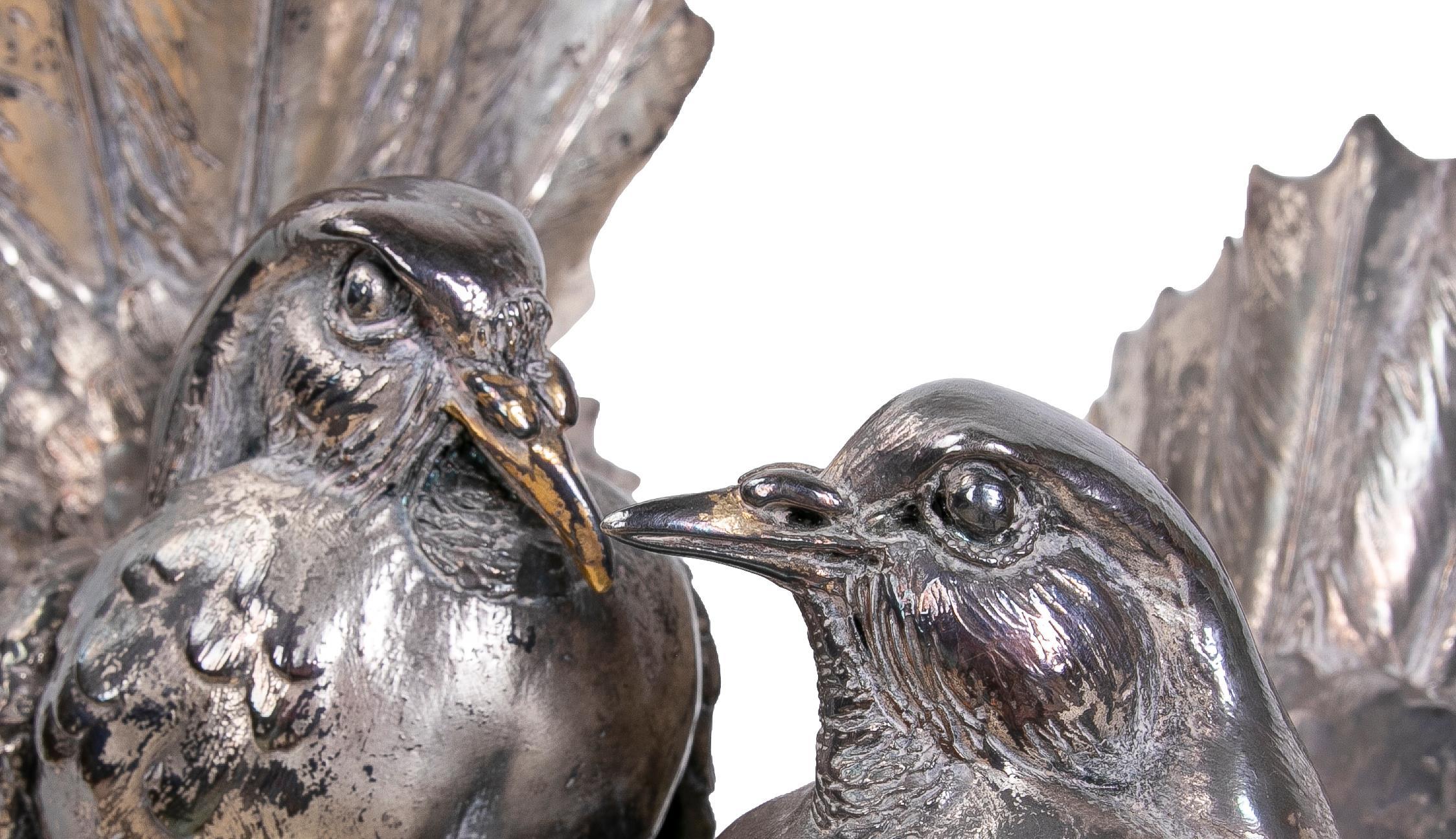1980s Set of Sculptures of a Couple of Resin and Metal Covered Turtledoves For Sale 14