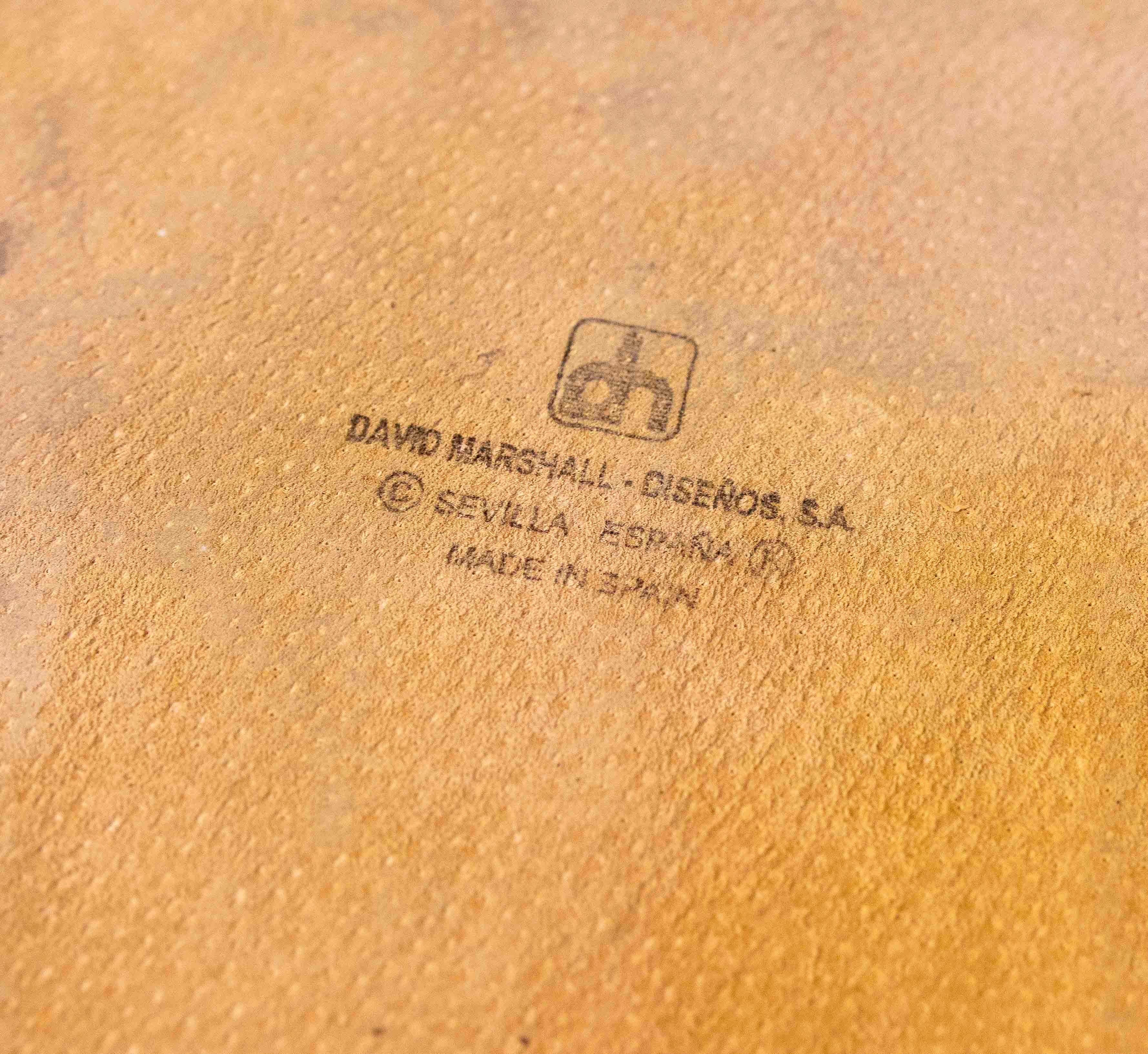 1980er Satz von sieben Untersetzern aus Messing und Aluminium von David Marshall, Spanien. im Angebot 5