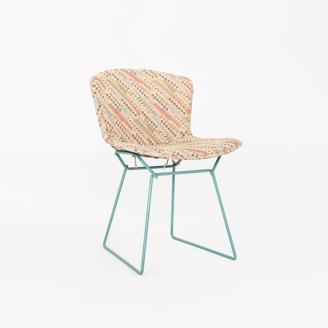 Set di sei sedie da pranzo degli anni '80 di Harry Bertoia per Knoll con cuscini interi in vendita 5