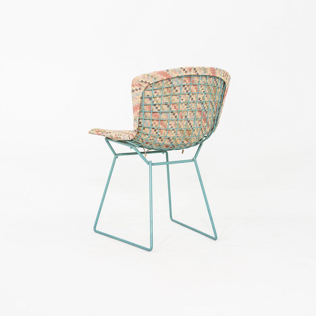 Set di sei sedie da pranzo degli anni '80 di Harry Bertoia per Knoll con cuscini interi in vendita 2