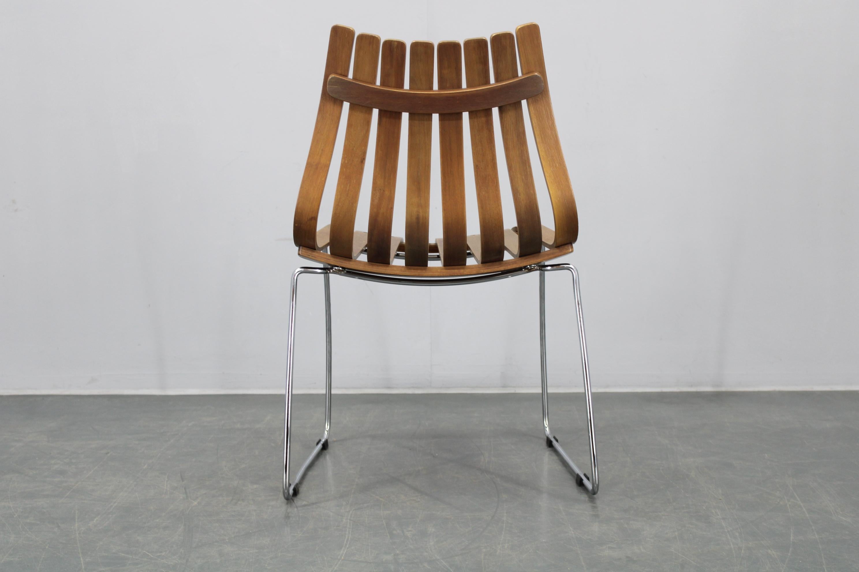 Set di sei sedie da pranzo scandinave in teak del 1980 in vendita 11