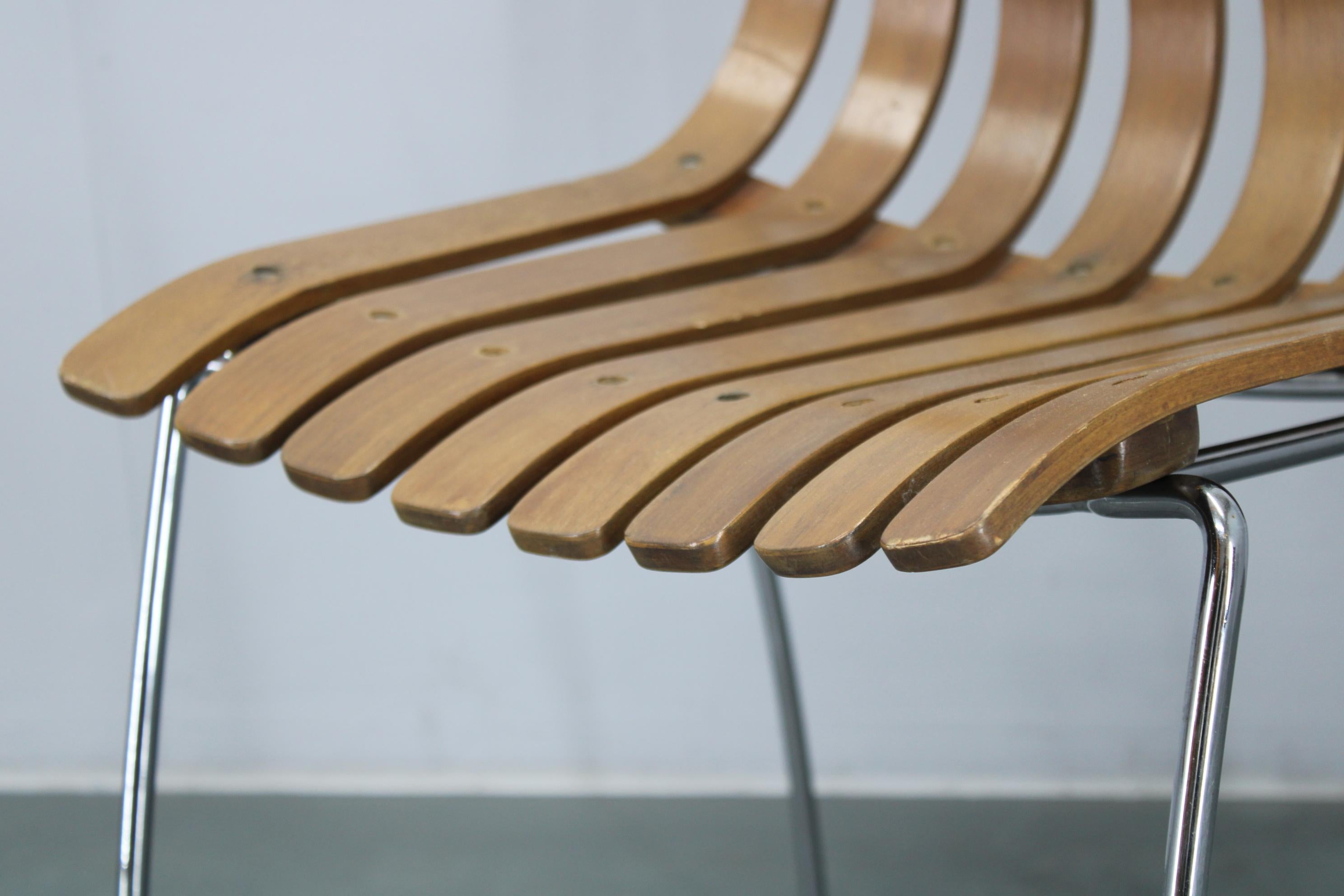 Set di sei sedie da pranzo scandinave in teak del 1980 in vendita 2