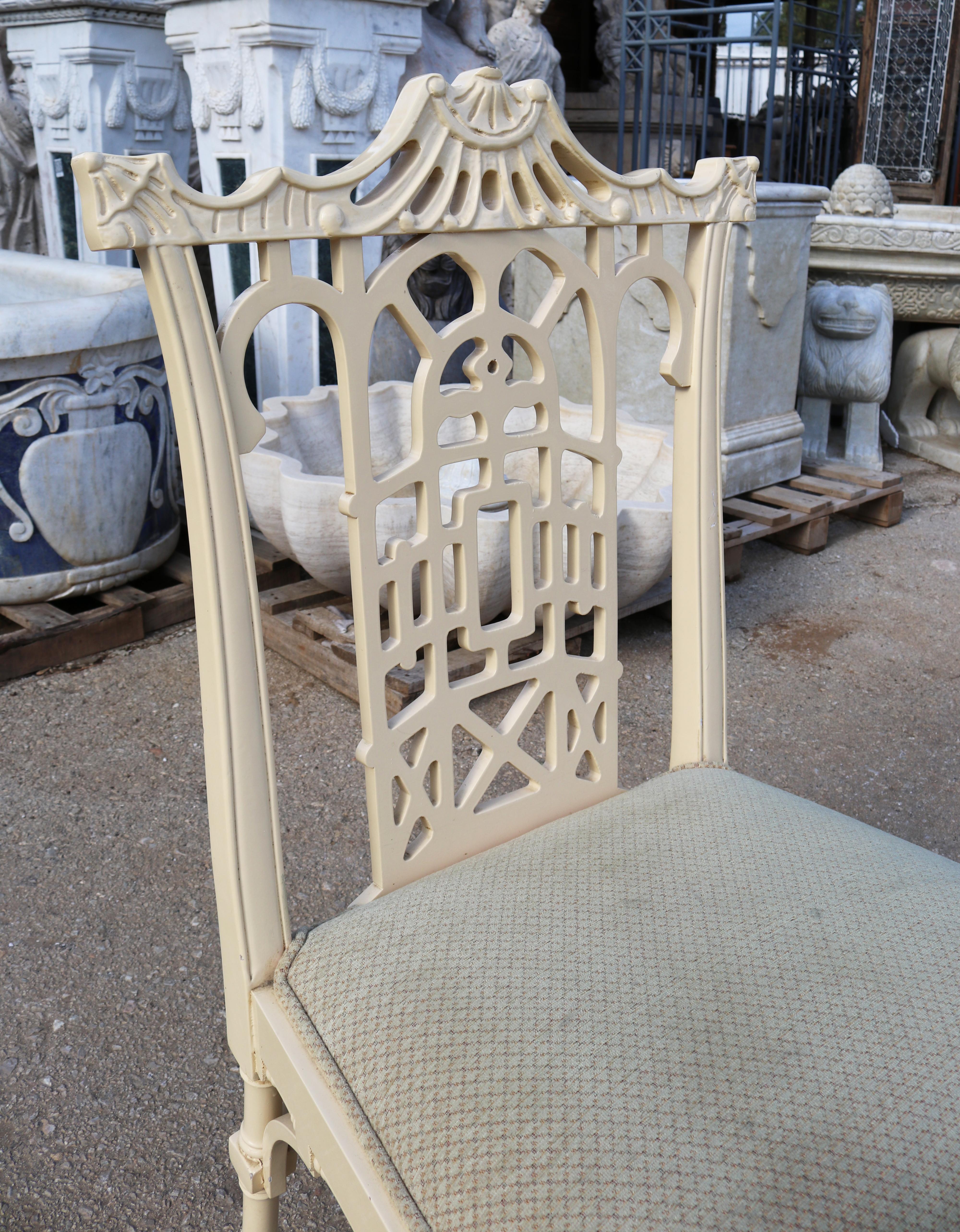 1980s Set of Six Spanish White Lacquer Oriental Chinoiserie Pagoda Dining Chairs 5