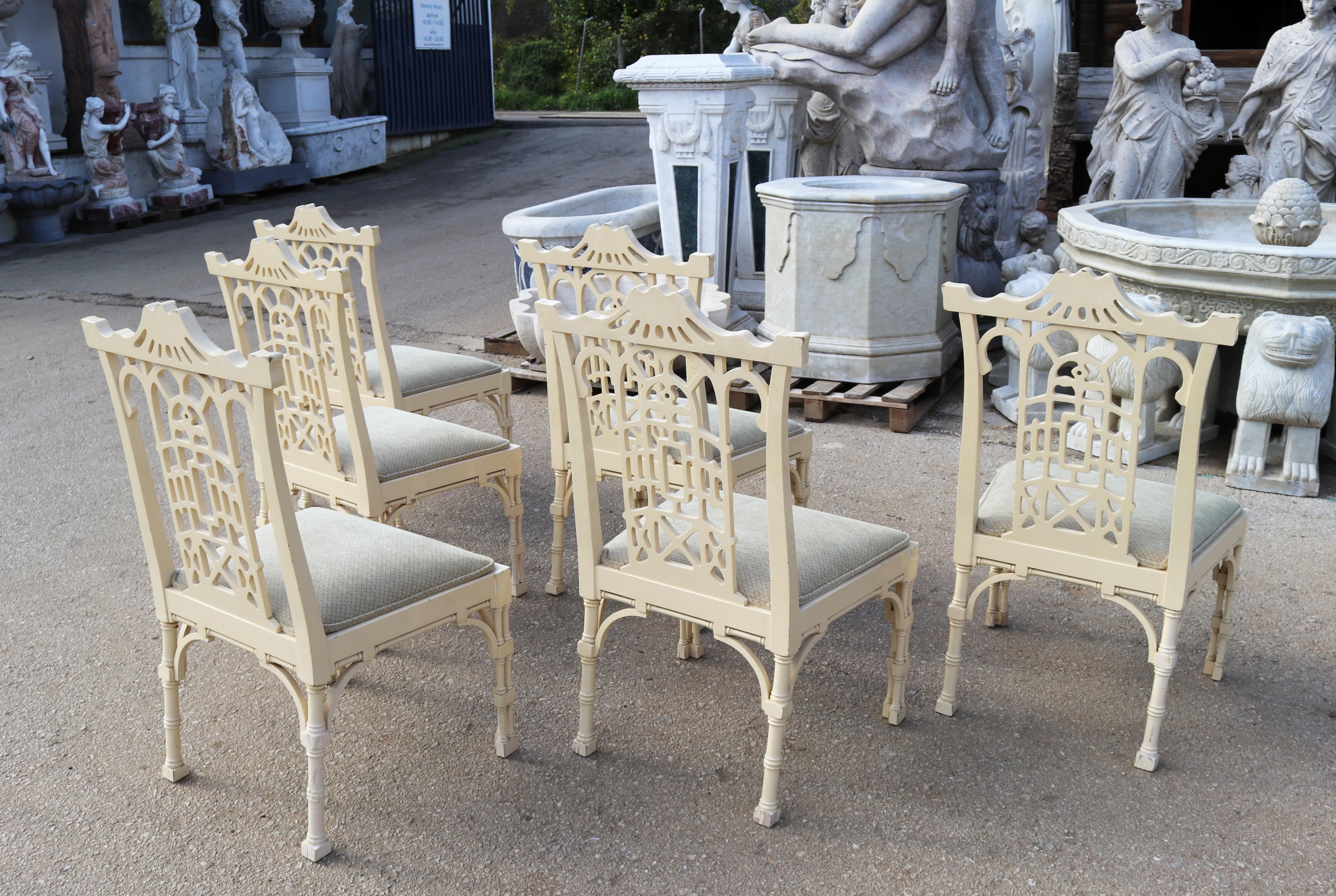 Late 20th Century 1980s Set of Six Spanish White Lacquer Oriental Chinoiserie Pagoda Dining Chairs