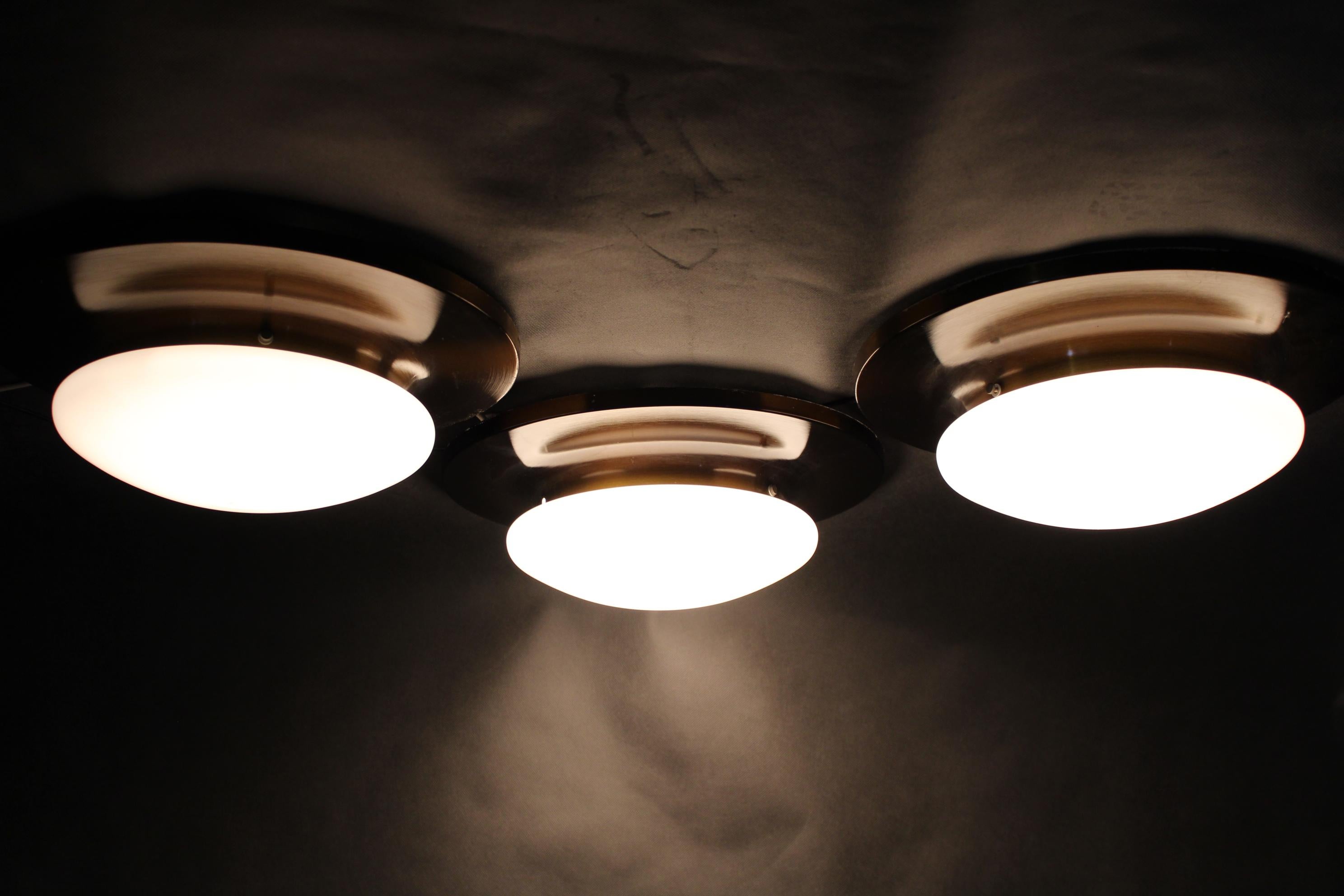 1980 Ensemble de trois Lights de style Art déco en vente 1