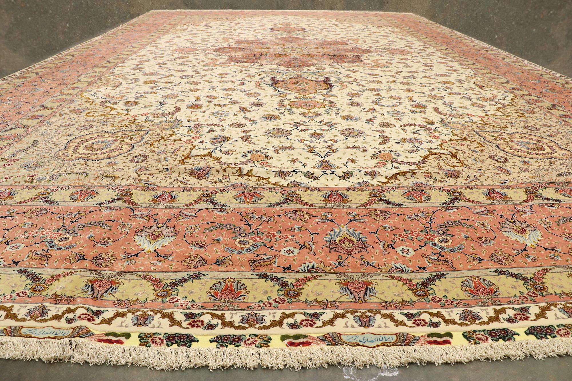 Lana Tappeto persiano Tabriz in lana e seta firmato negli anni '80 con pastelli French Rococo in vendita