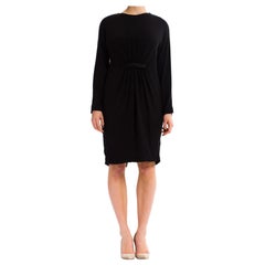 1980er Jahre  Seidenkrepp-Cocktailkleid mit Rücken aus Satin und Schleife im 60er-Stil