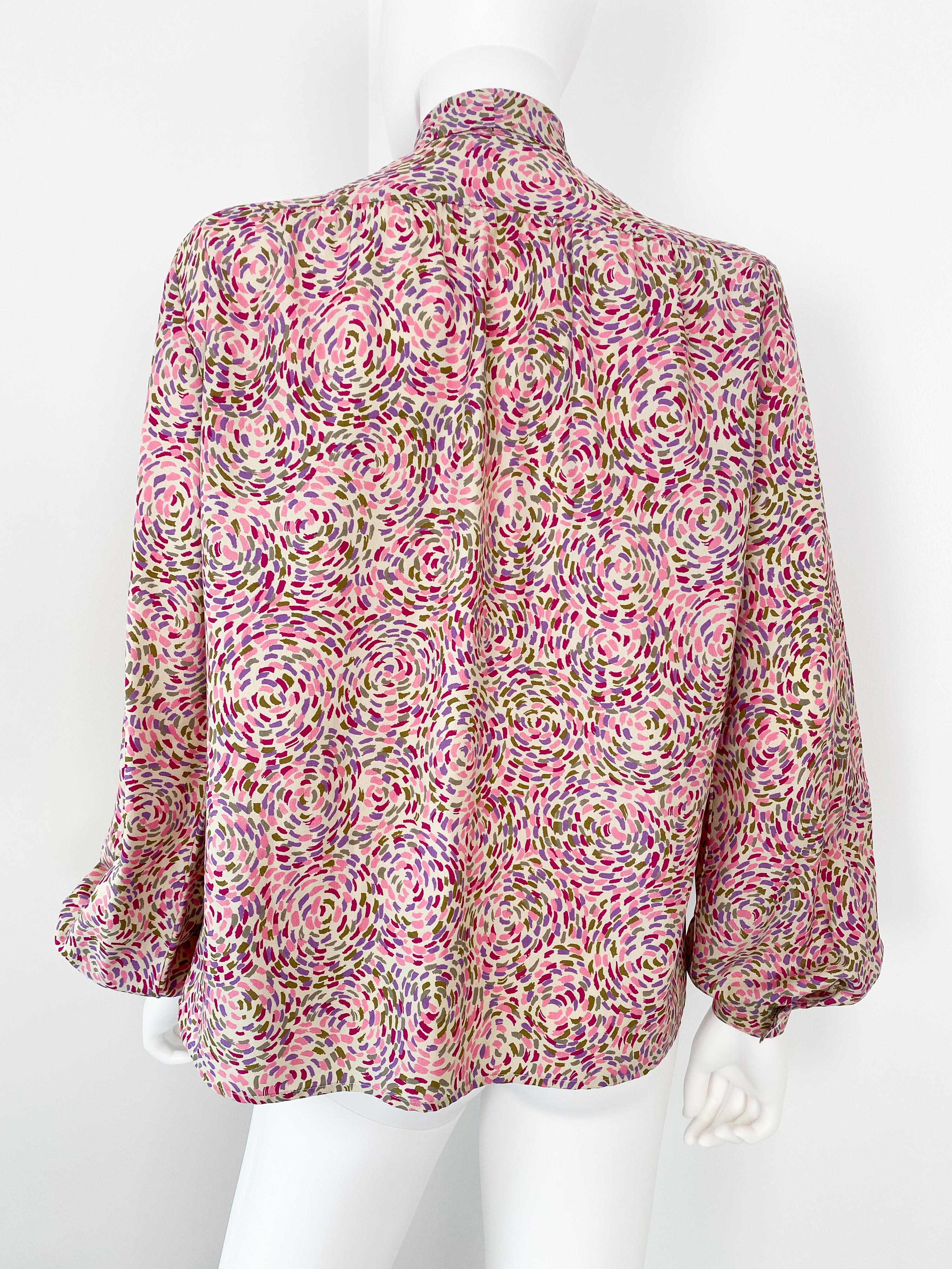 Silky Viscose Blouse Top Pink Pointillism Print Size 8, circa 1980 For Sale 7