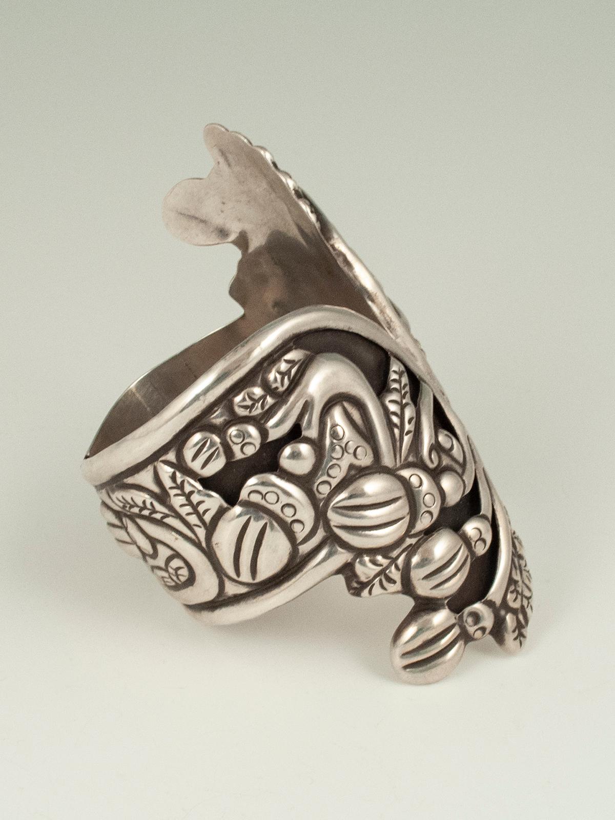 Women's 1980s Silver Clamper Bracelet, Taxco, Mexico For Sale