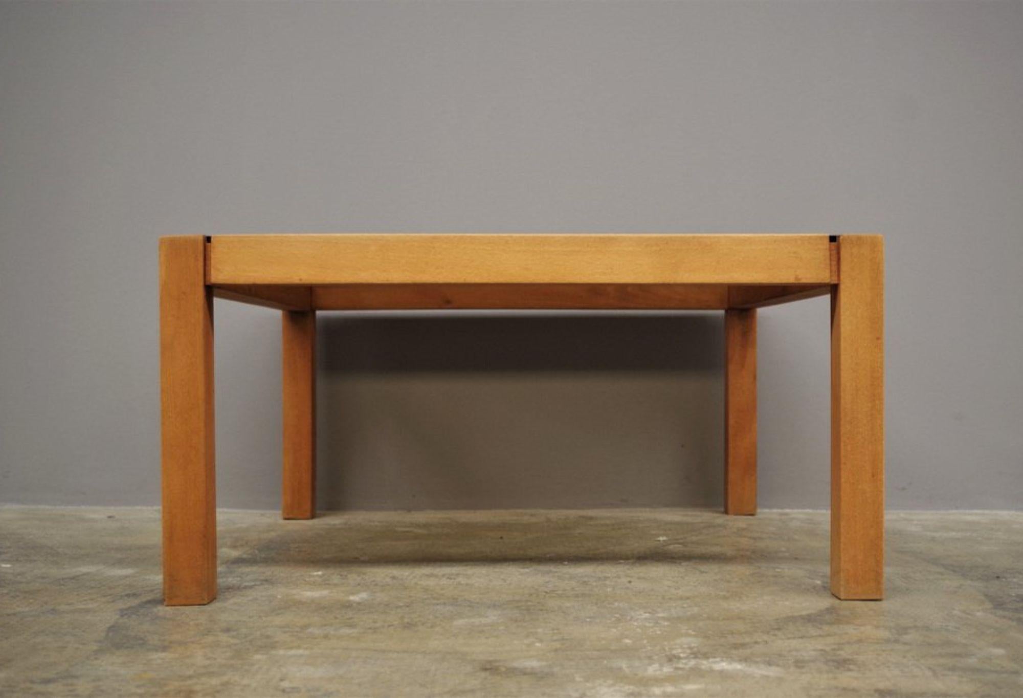 table basse en verre fumé des années 1980 en vente 2