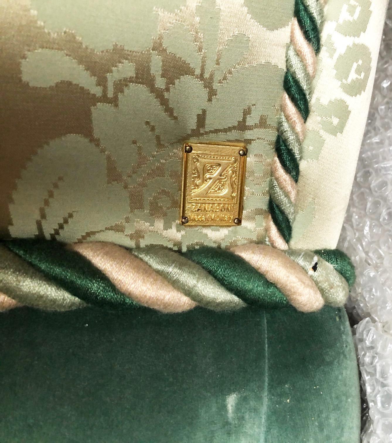 1980s Sofa and Armchair in Satin Zanaboni Milano Chester Silk For Sale 5