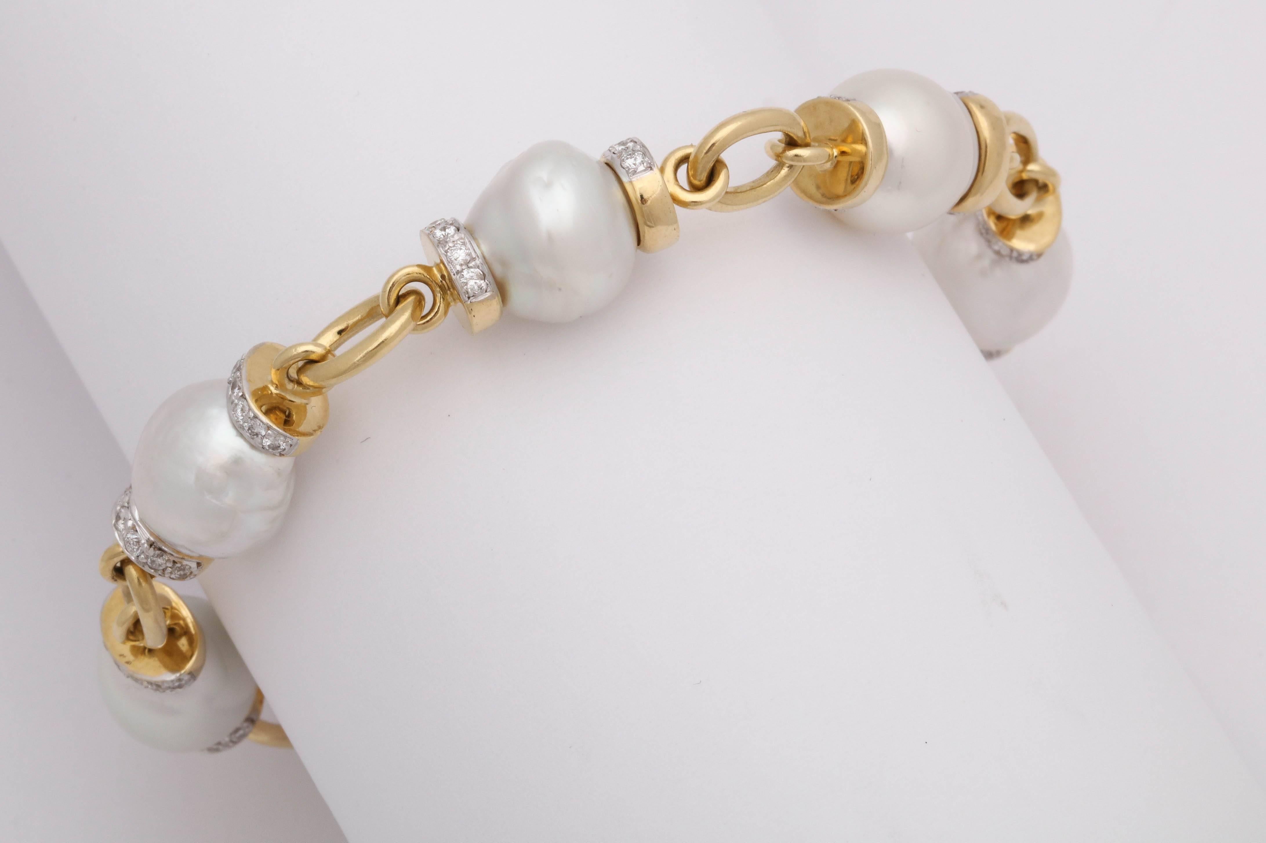 Round Cut 1980s South Sea Baroque Pearl with Diamond Rondelles Fancy Gold Link Bracelet