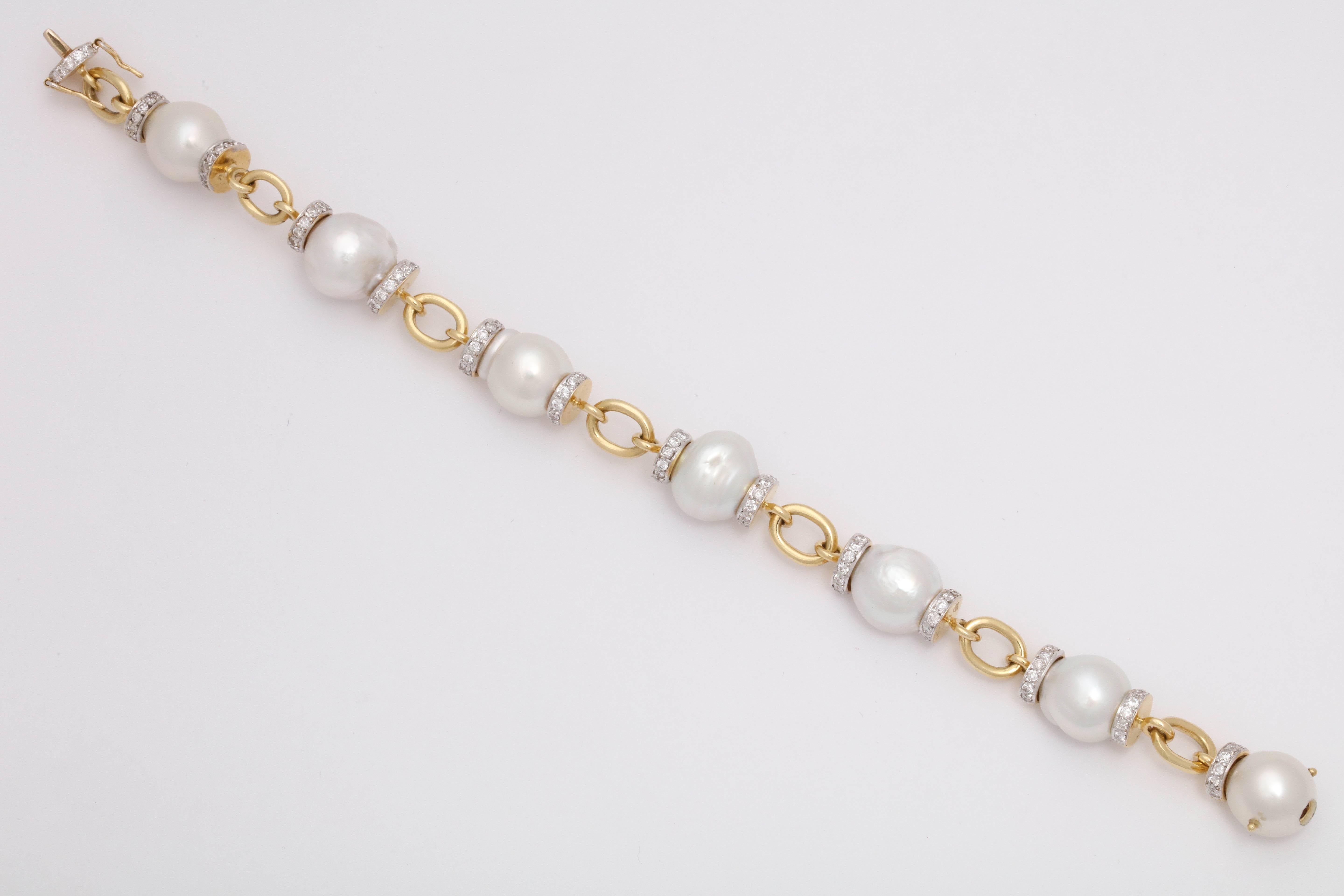 Women's 1980s South Sea Baroque Pearl with Diamond Rondelles Fancy Gold Link Bracelet