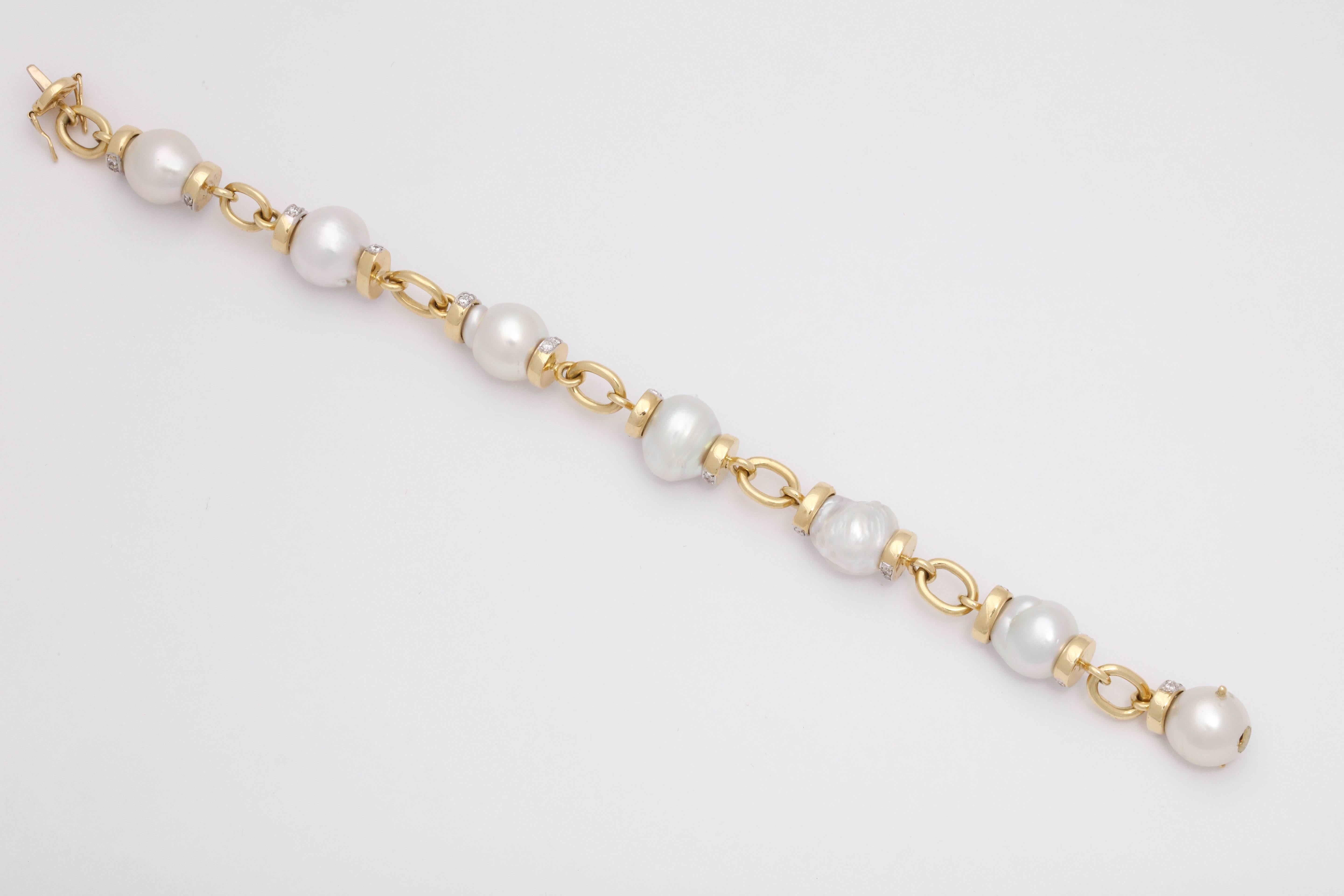 1980s South Sea Baroque Pearl with Diamond Rondelles Fancy Gold Link Bracelet 1