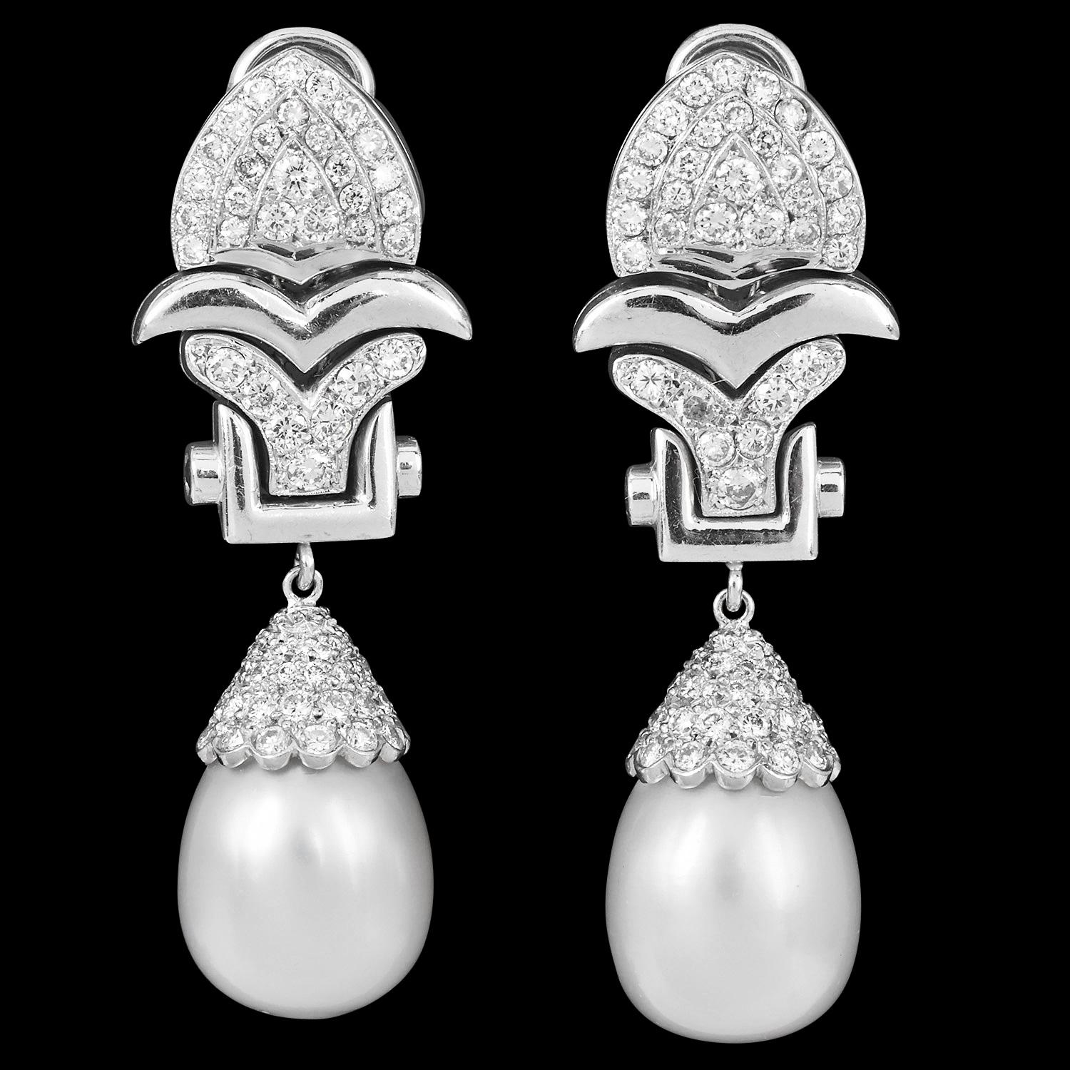 1980S South Sea Pearl Diamond Platinum Scalloped Dangle Drop Earrings In Excellent Condition For Sale In Miami, FL