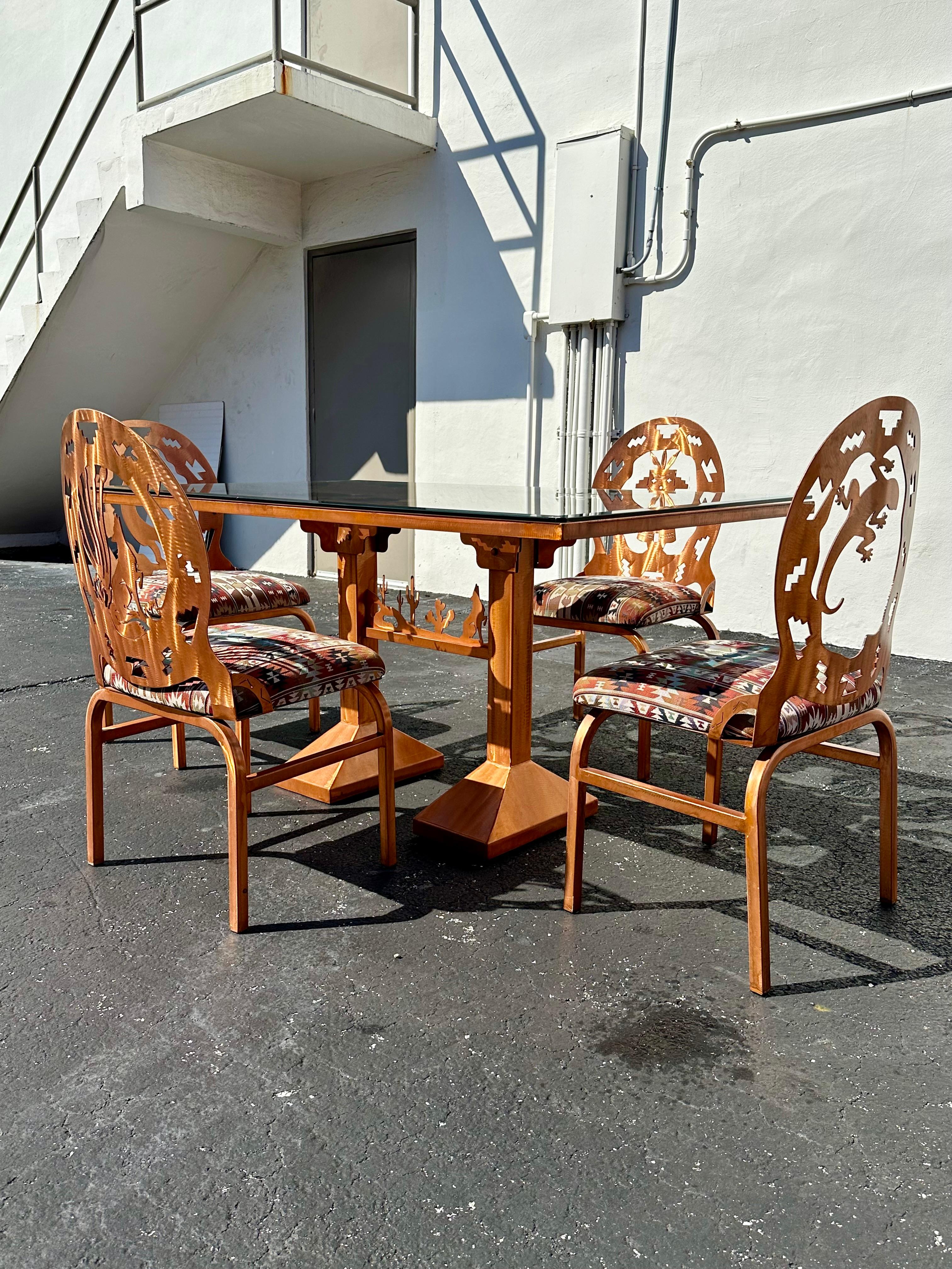 Folk Art Brutalist Style Copper Etched Dining Table Chairs, Set of 5 In Good Condition For Sale In Fort Lauderdale, FL