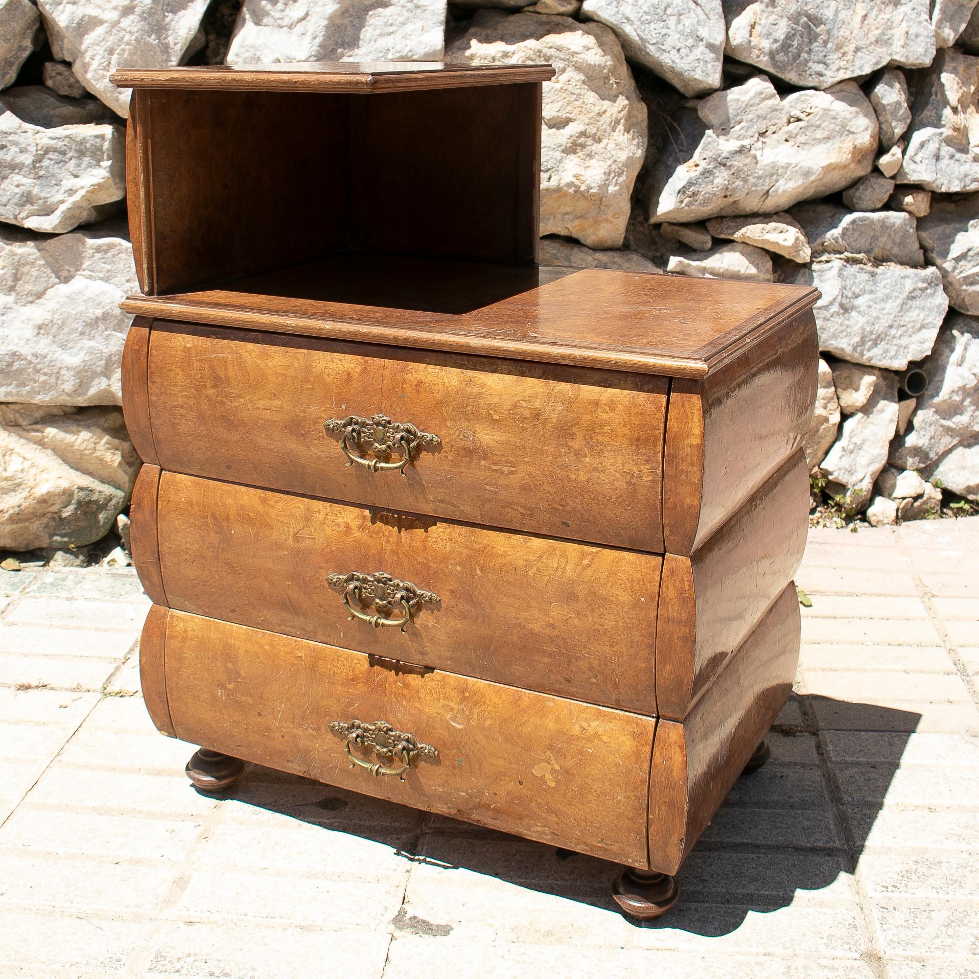 1980s Spanish 3-Drawer Wood Veneer Chest Console Table In Good Condition For Sale In Marbella, ES