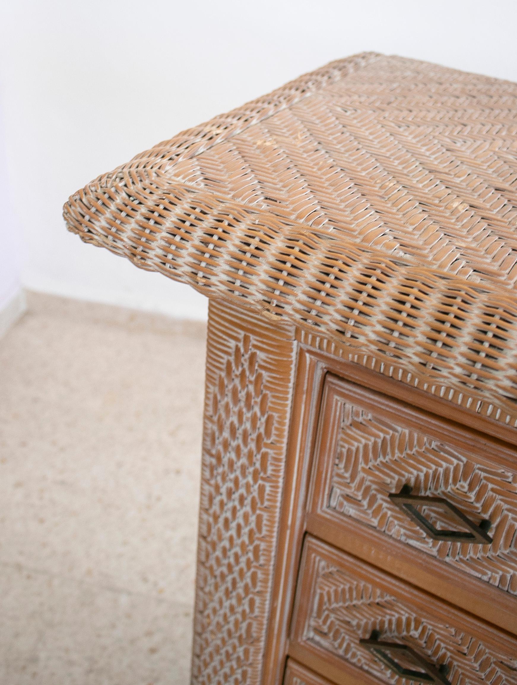 1980s Spanish 6-Drawer & 2-Door Woven Wicker on Wood Sideboard Table For Sale 8
