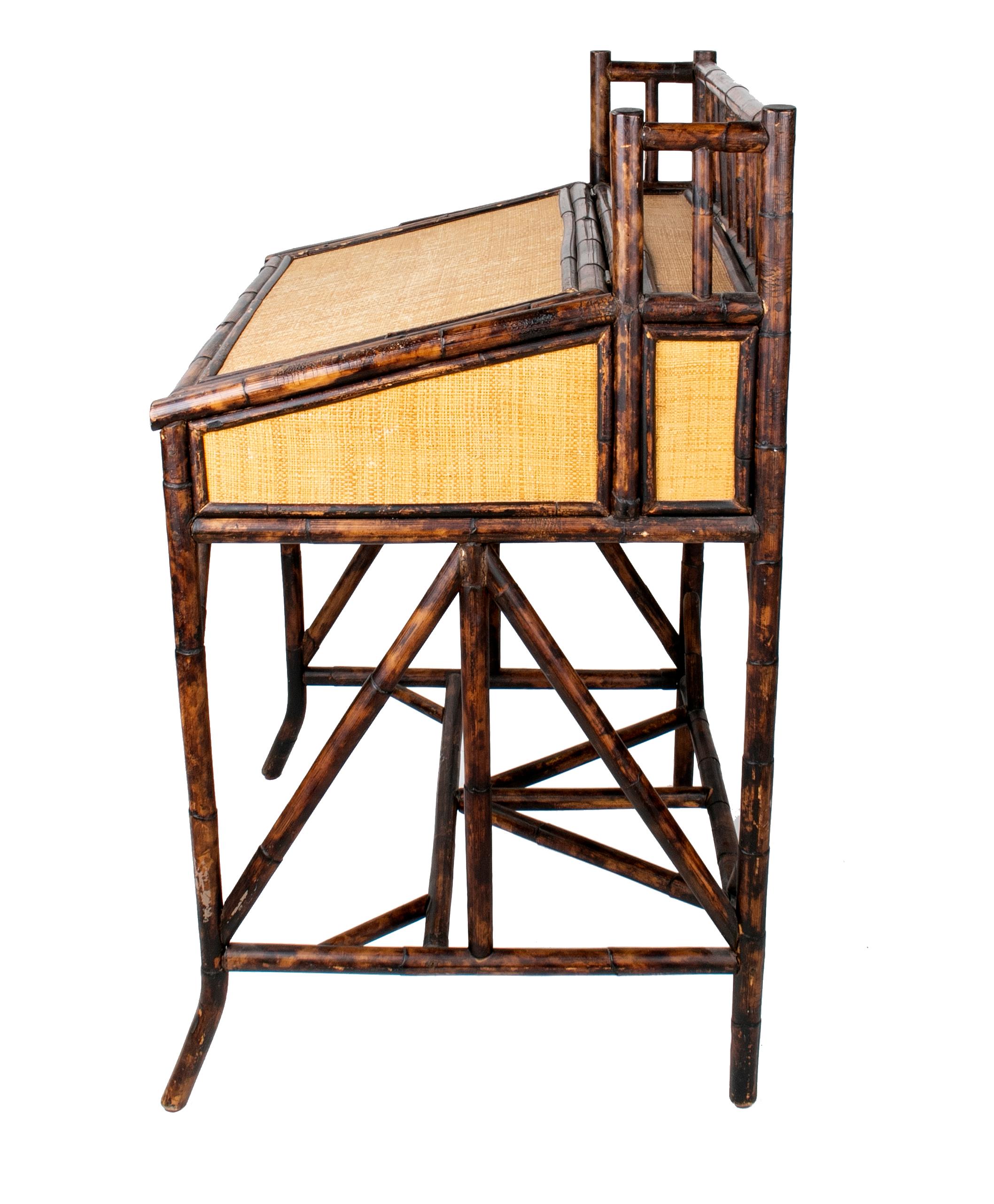 1980s Spanish Bamboo and Rattan Writing Desk In Good Condition In Marbella, ES