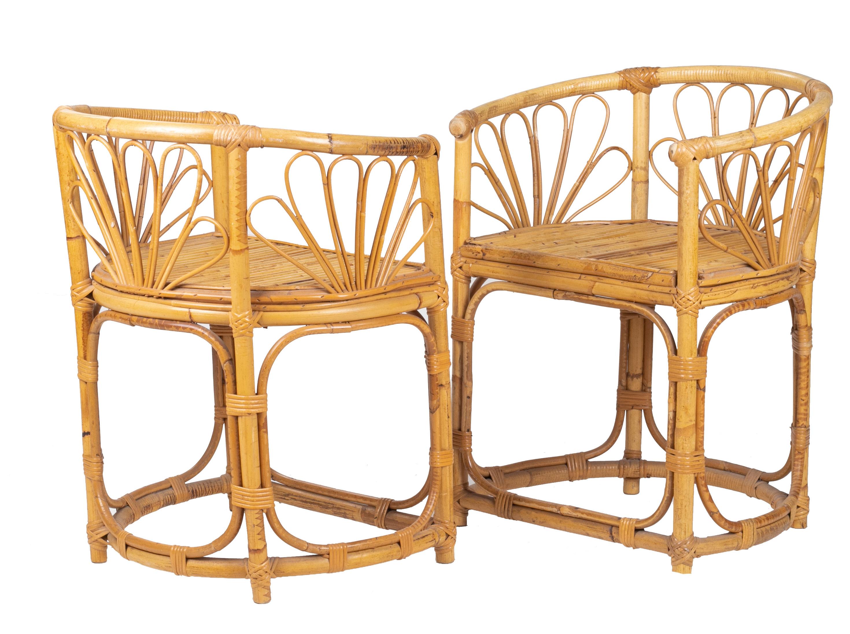 1980s Spanish Bamboo Set Consisting of a Table and Two Armchairs In Good Condition In Marbella, ES