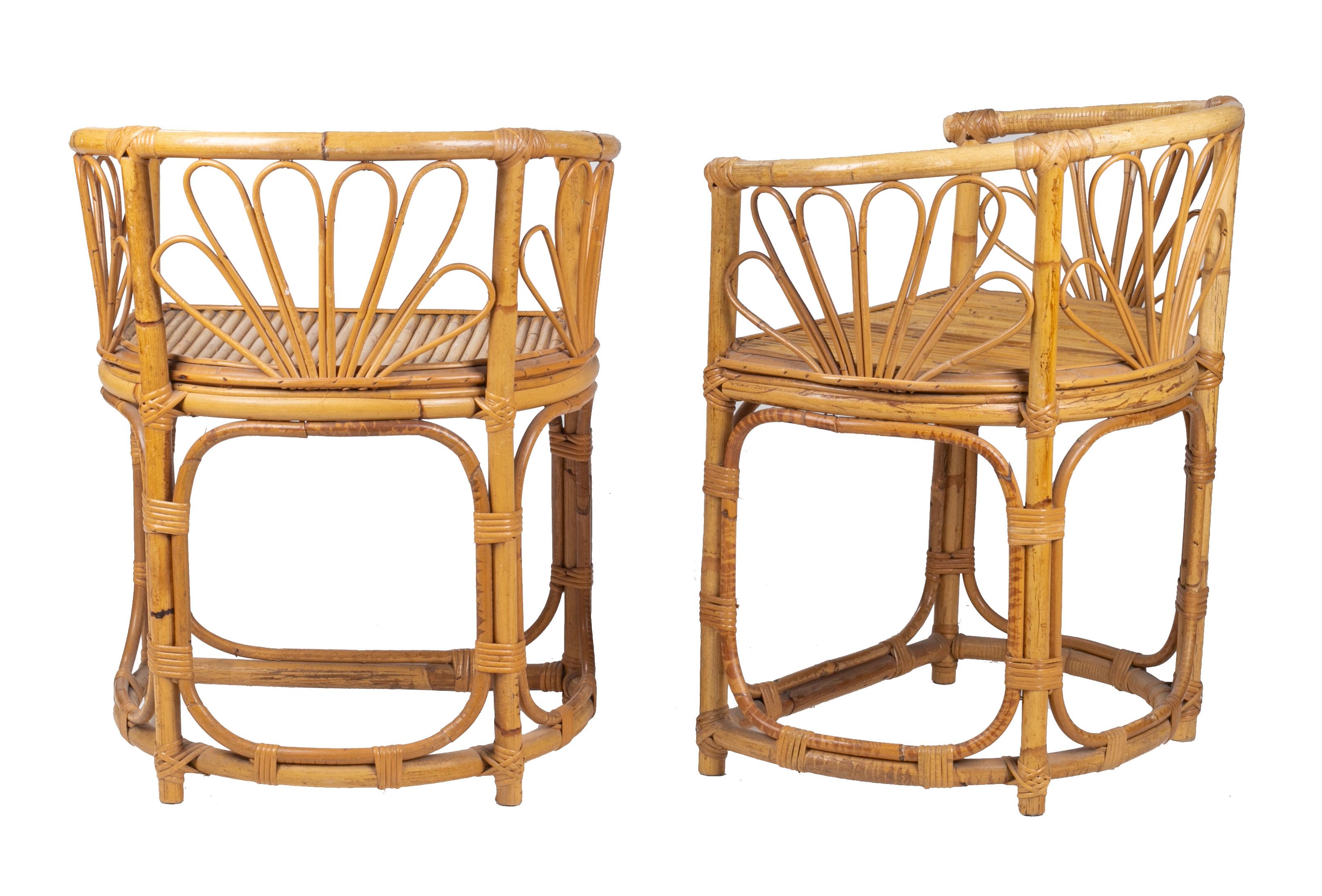 20th Century 1980s Spanish Bamboo Set Consisting of a Table and Two Armchairs
