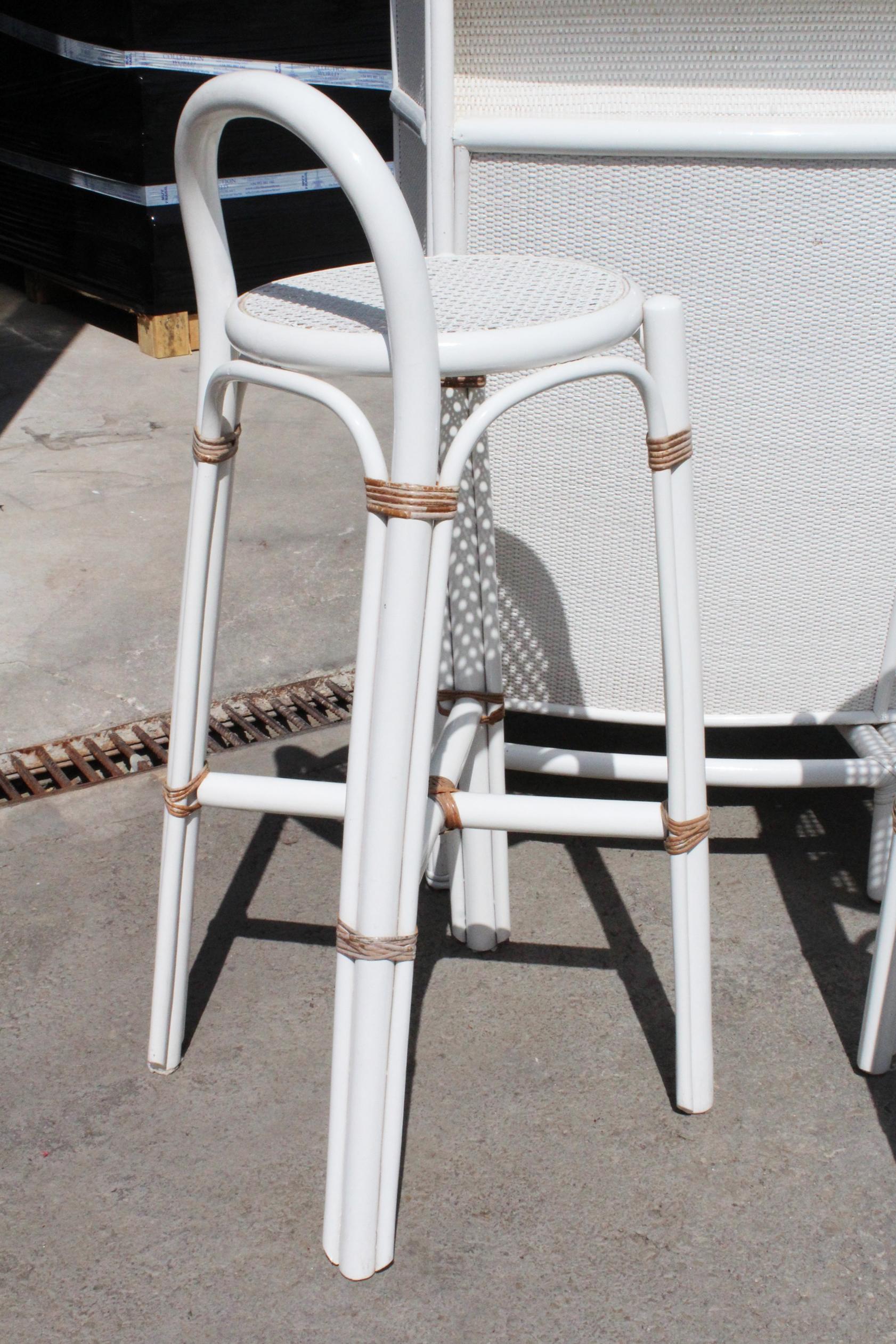 1980s Spanish Bamboo, Wood and Rattan Mini Bar Furniture with Three Stools For Sale 1