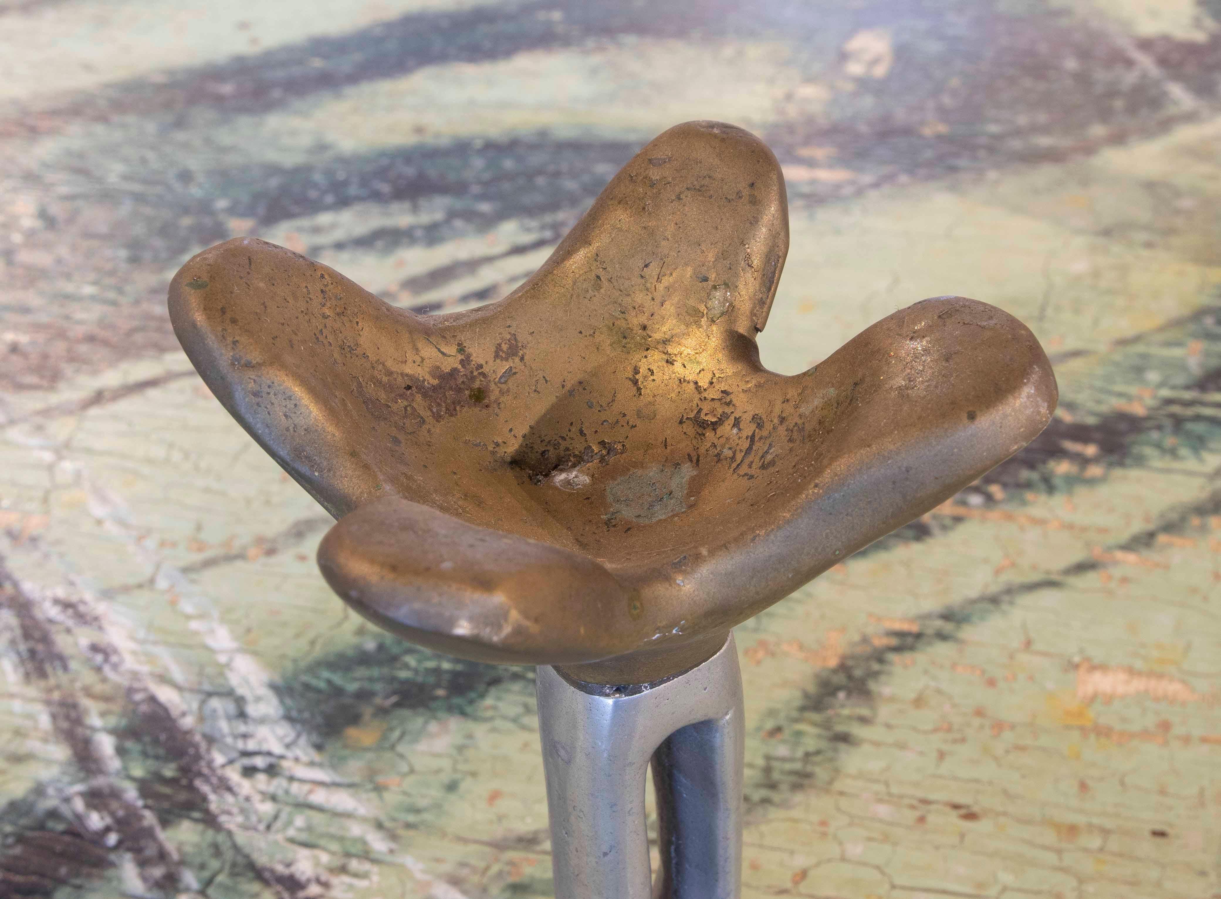 1980s Spanish Bronze Table Sculpture by David Marshall  For Sale 7