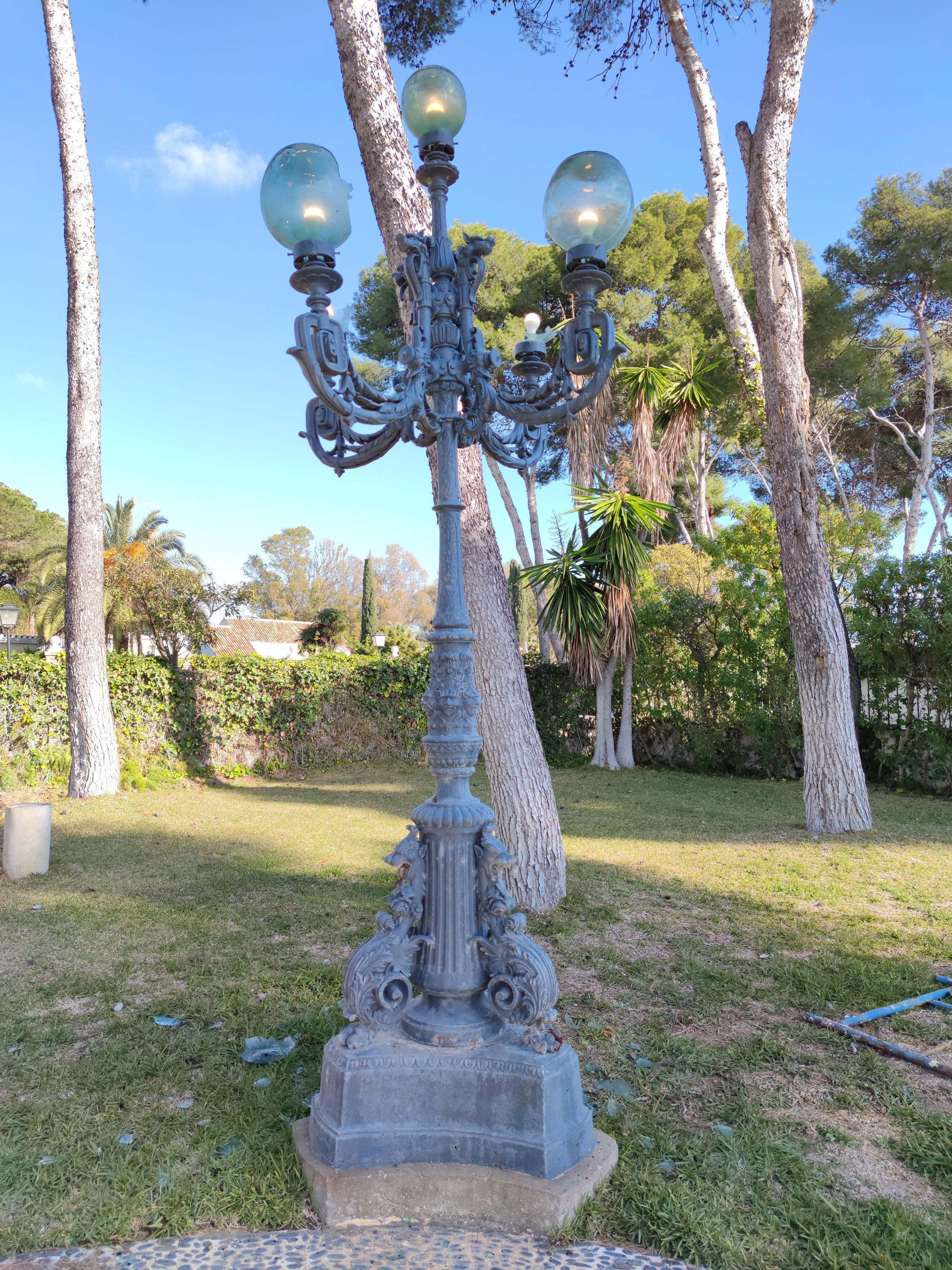 1980s Spanish Cast Iron Four-Arm Street Lamp 1