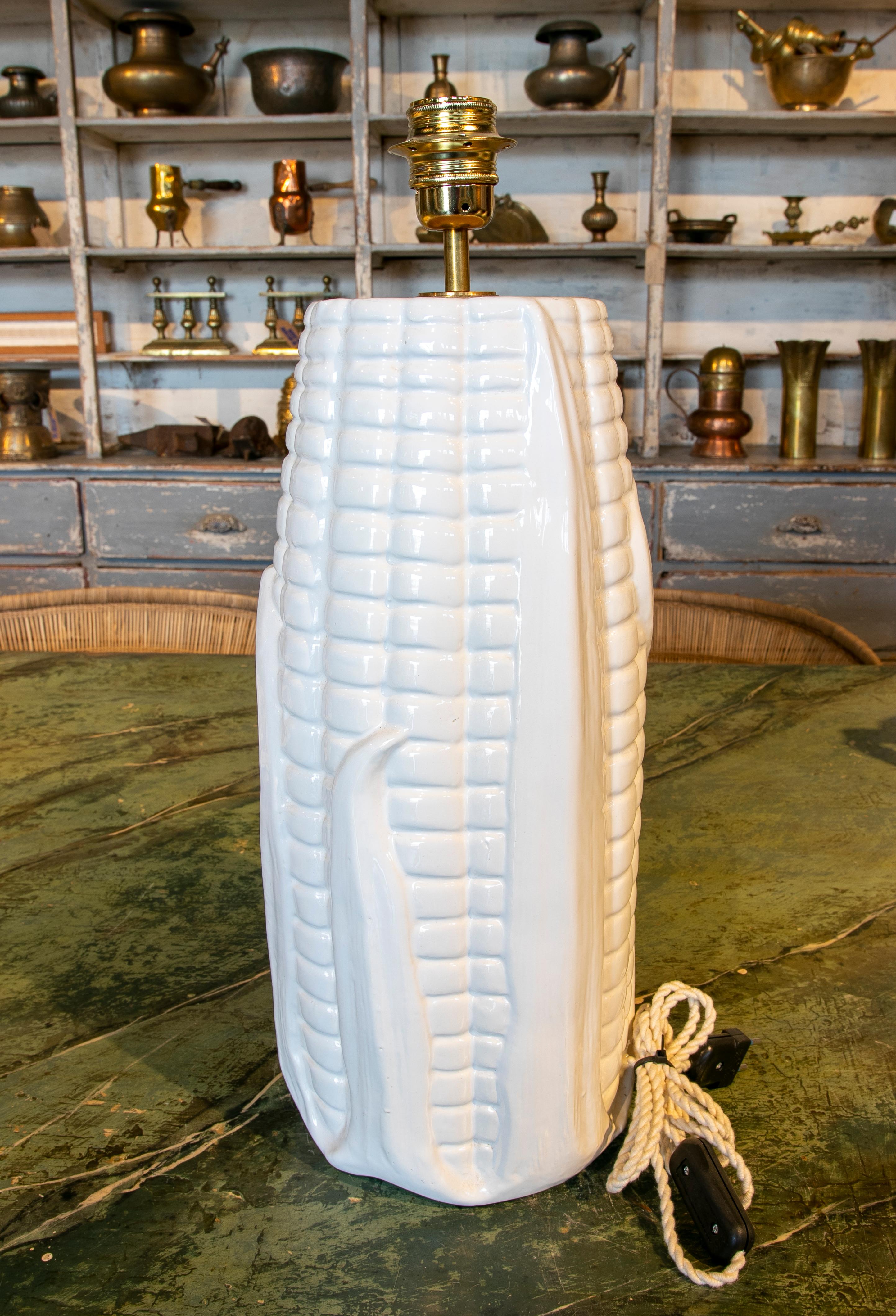 Late 20th Century 1980s Spanish Ceramic Glaced Lamp with Corn Form in White Color For Sale