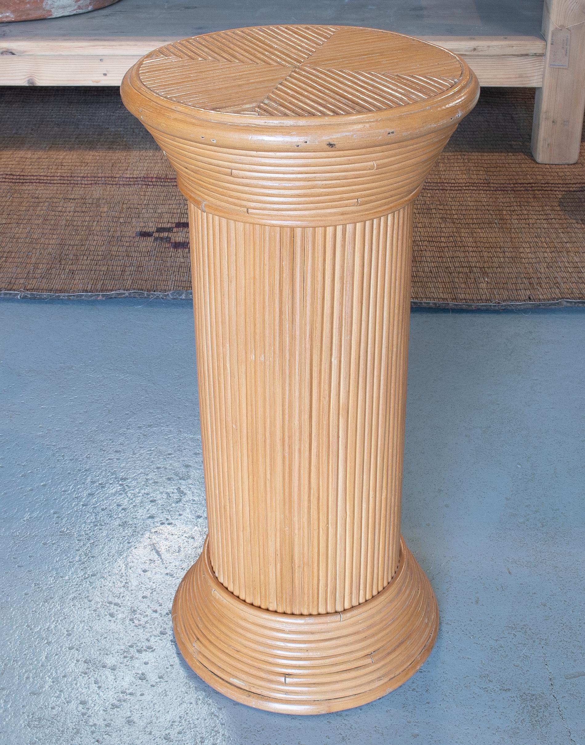 1980s Spanish handmade wicker pedestal base.