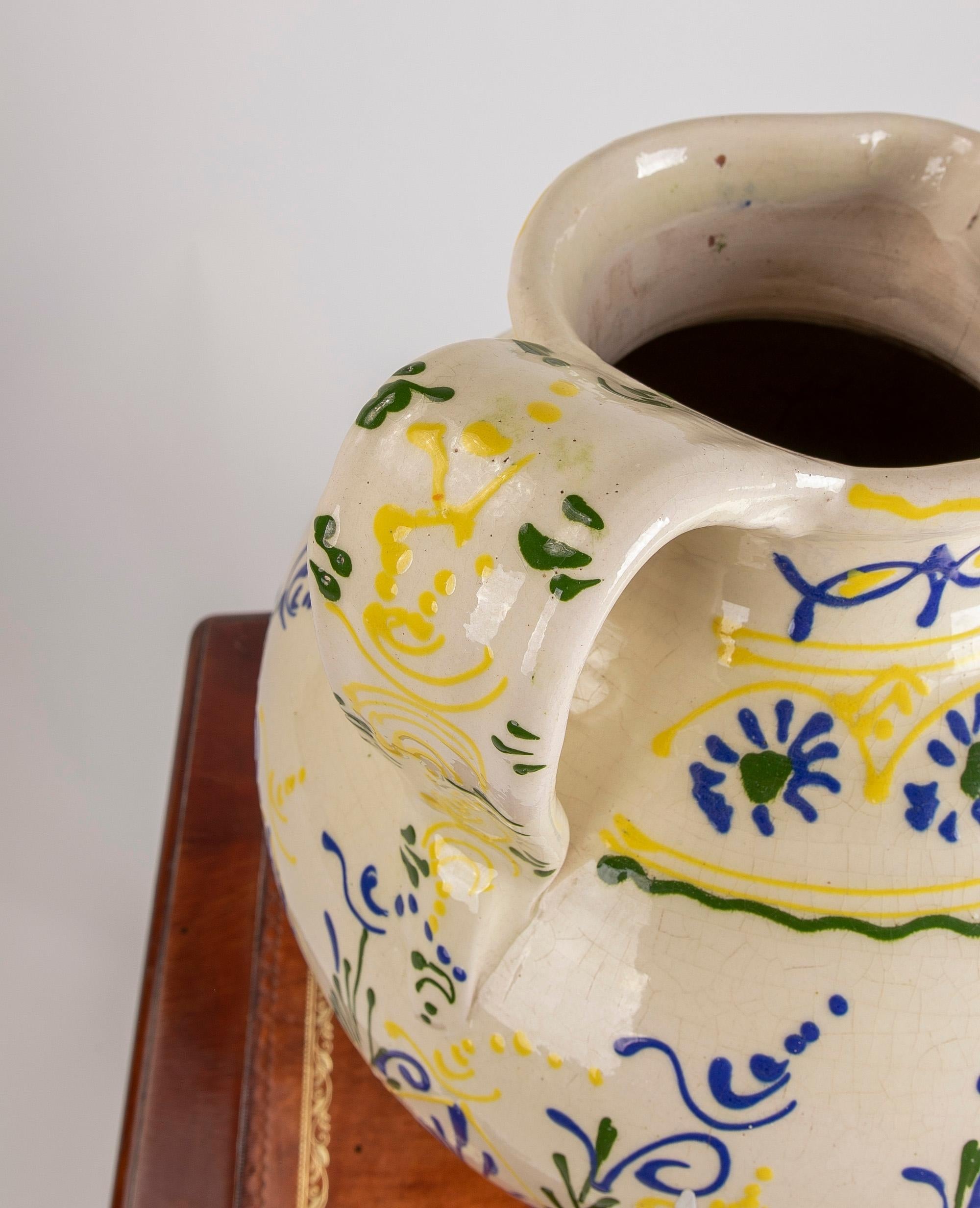 1980s Spanish Hand-Painted Ceramic Jug with Handle for Wine For Sale 7