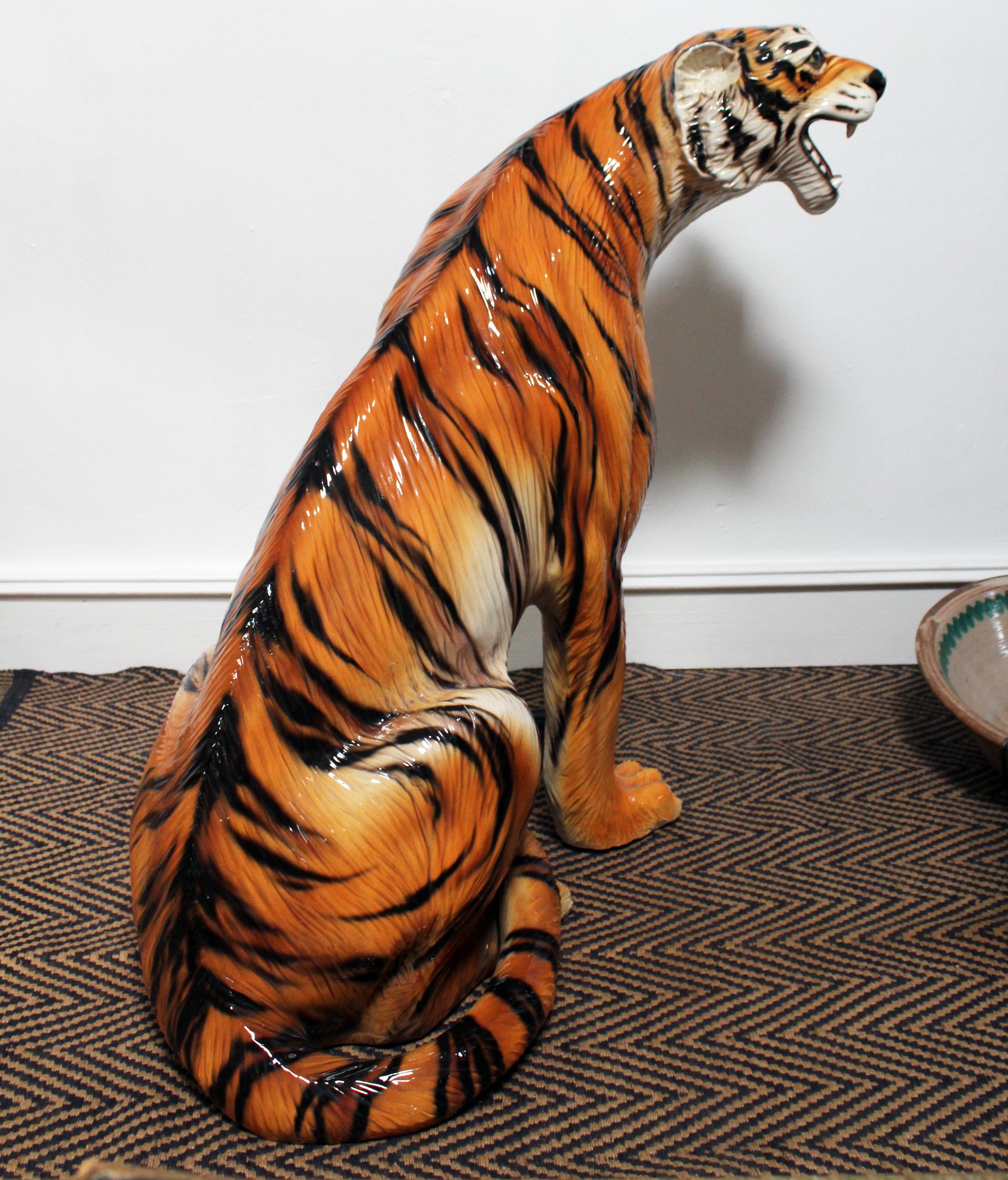 1980s Spanish Hand Painted Glazed Ceramic Tiger Sculpture For Sale 1