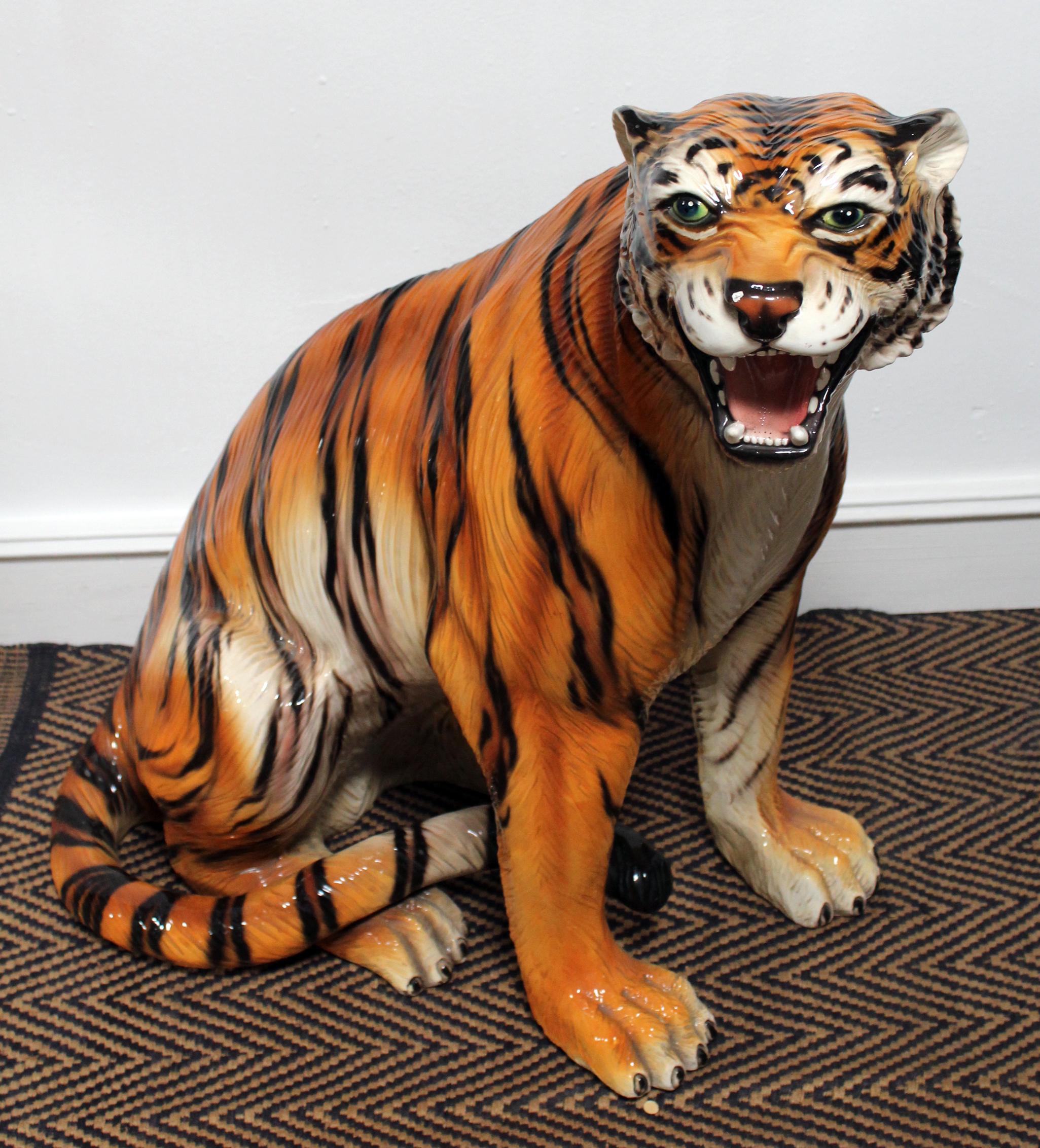 1980s Spanish Hand Painted Glazed Ceramic Tiger Sculpture For Sale 2