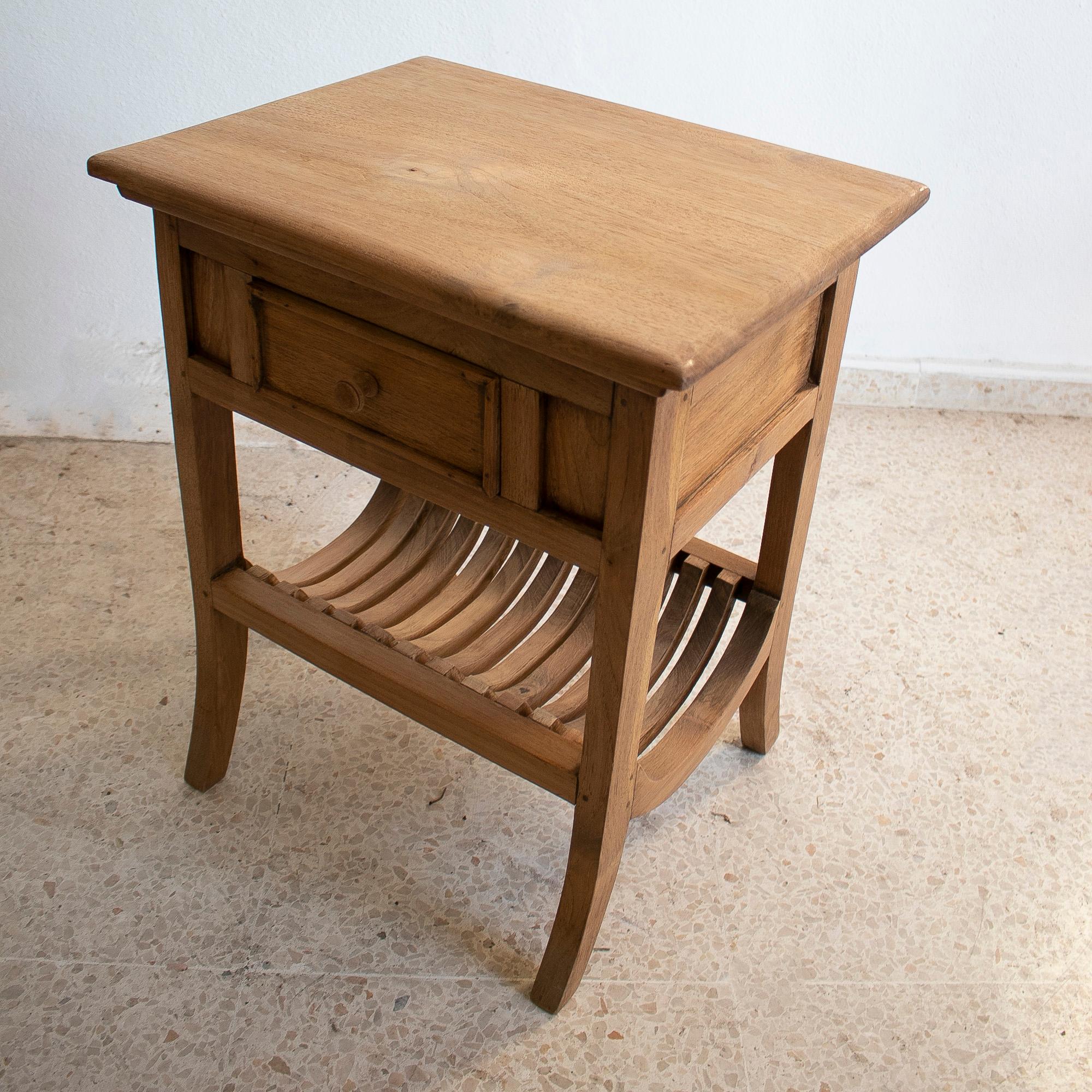 1980s Spanish Limewashed 1-Drawer Side Table w/ Magazine Rack In Good Condition In Marbella, ES