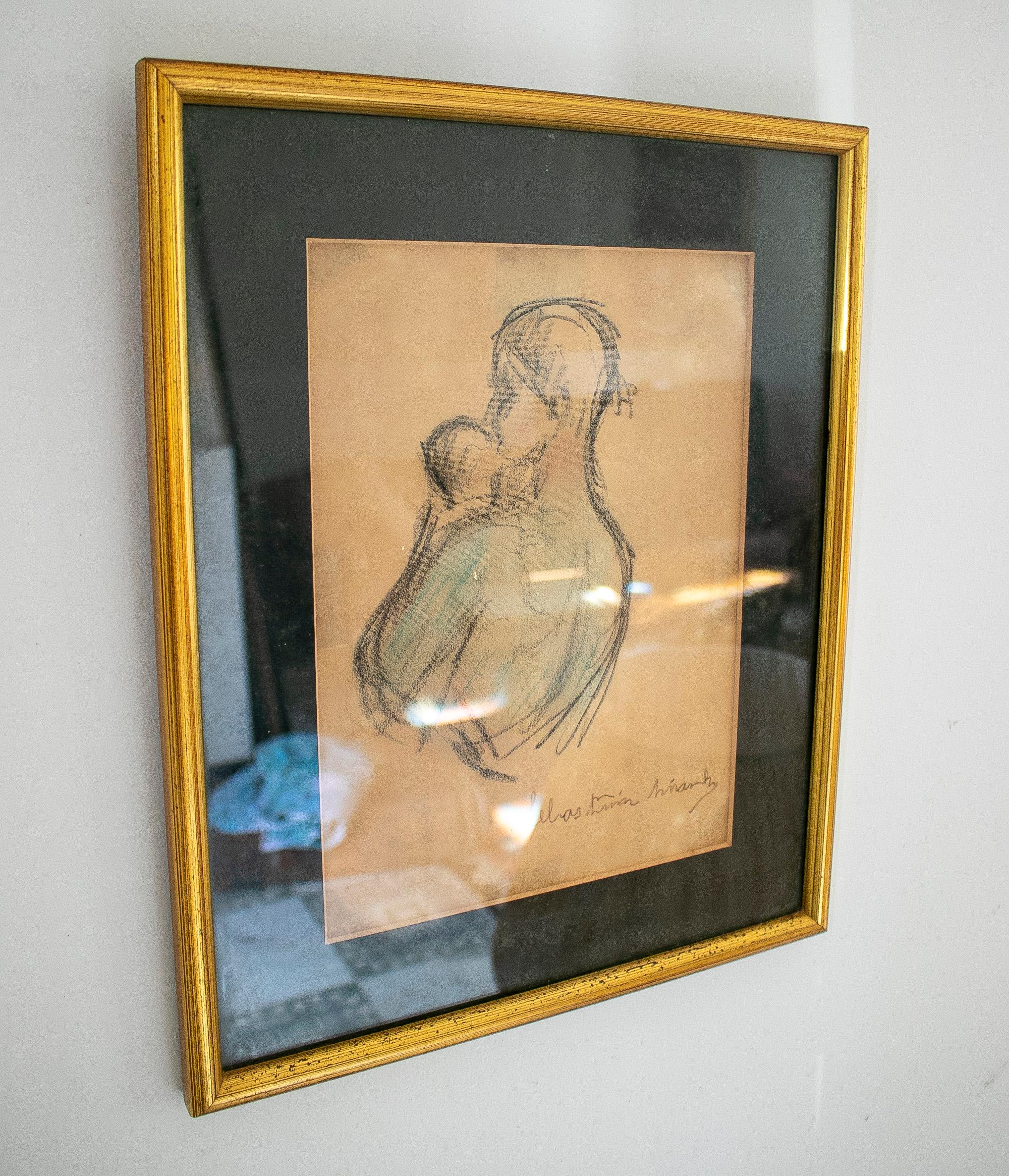1980s Spanish Mother & Child Hand Drawing w/ Gilt Frame In Good Condition For Sale In Marbella, ES