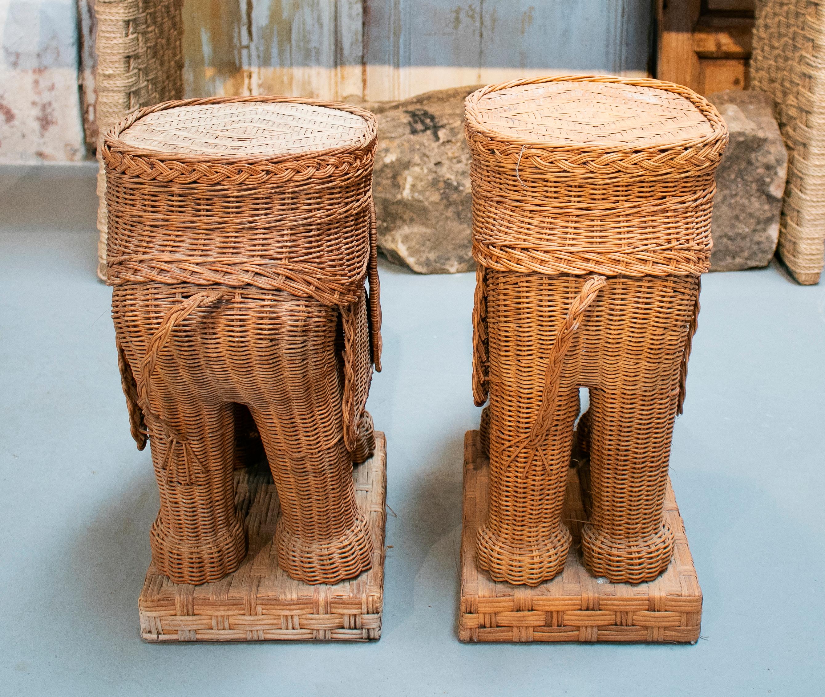 1980s Spanish Pair of Elephant Weaved Rattan Side Tables 1