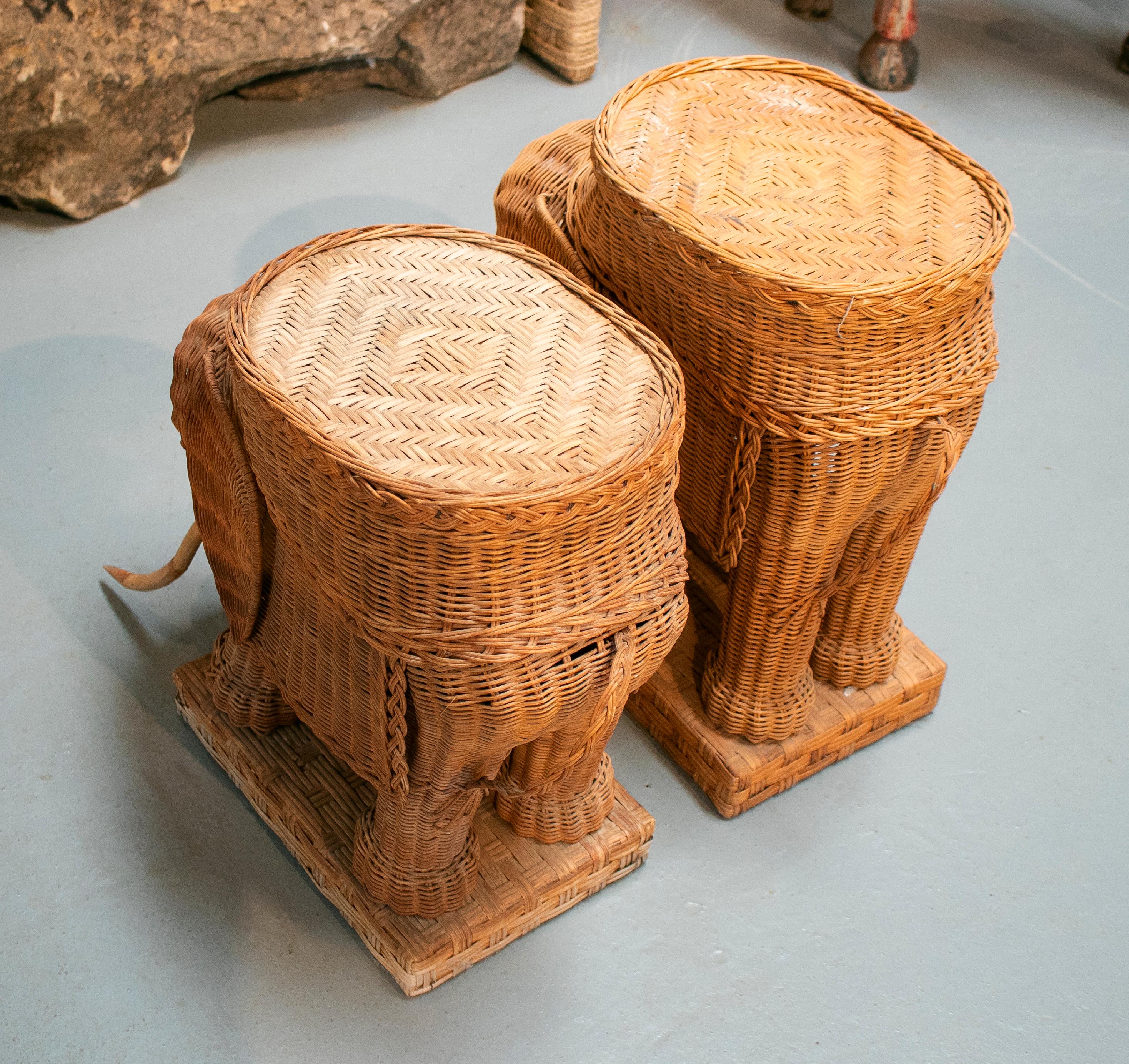 1980s Spanish Pair of Elephant Weaved Rattan Side Tables 3