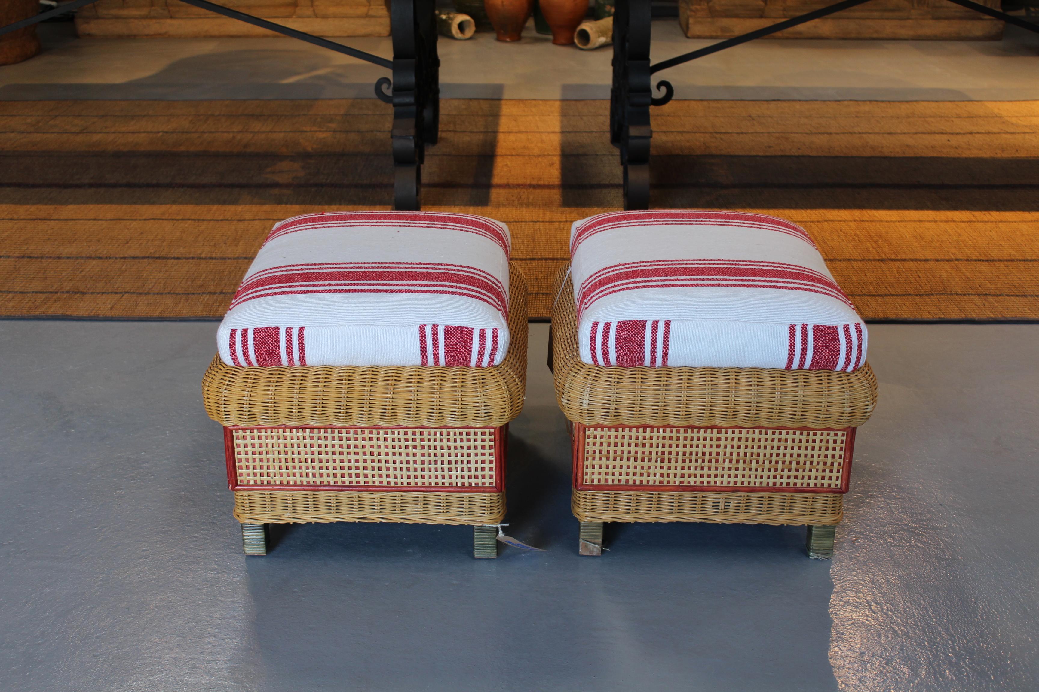 1980s Spanish Pair of Upholstered Wicker Puffs In Good Condition In Marbella, ES