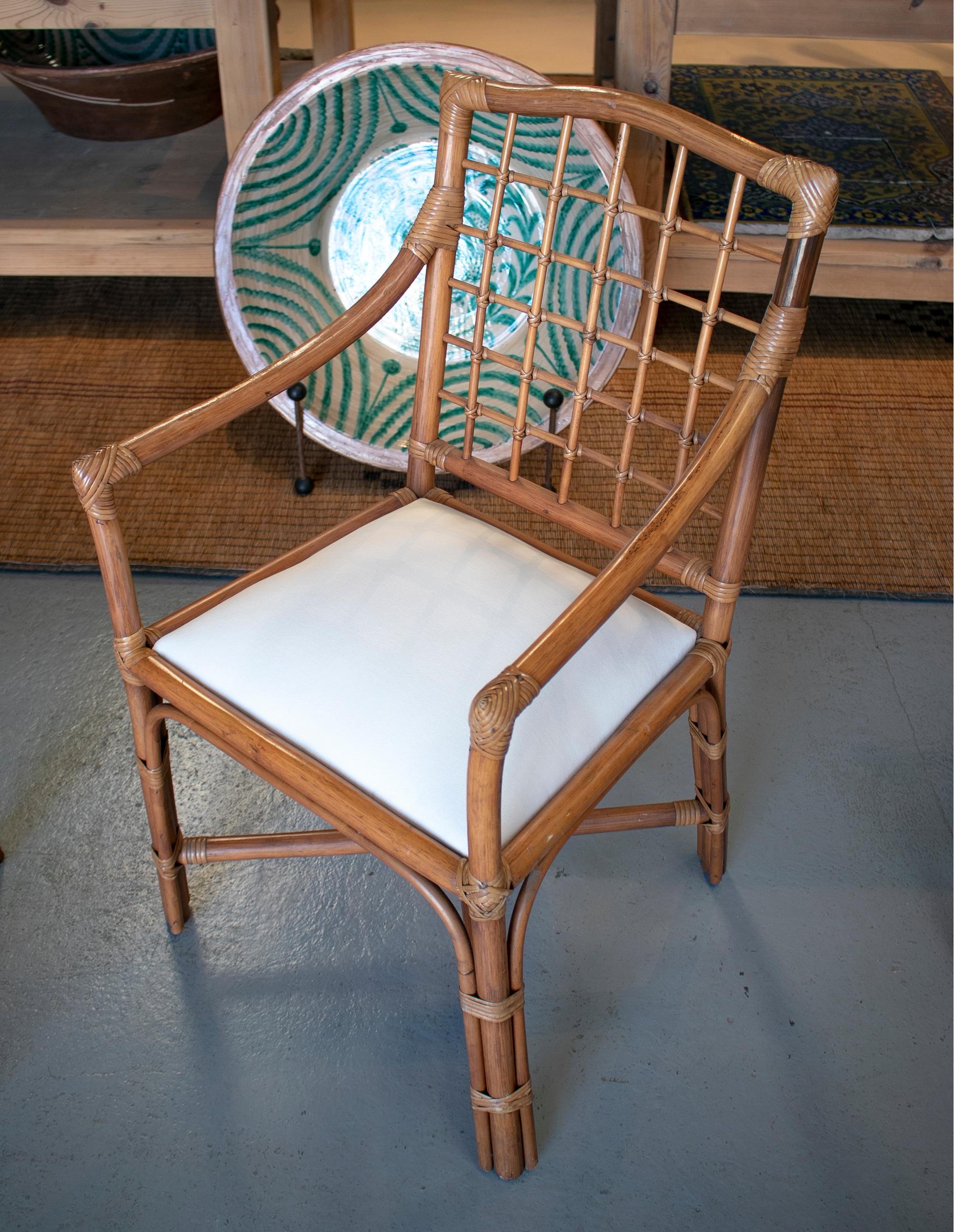 1980s Spanish Set of Four Bamboo Chairs with White Upholstered Seat Cushions In Good Condition In Marbella, ES