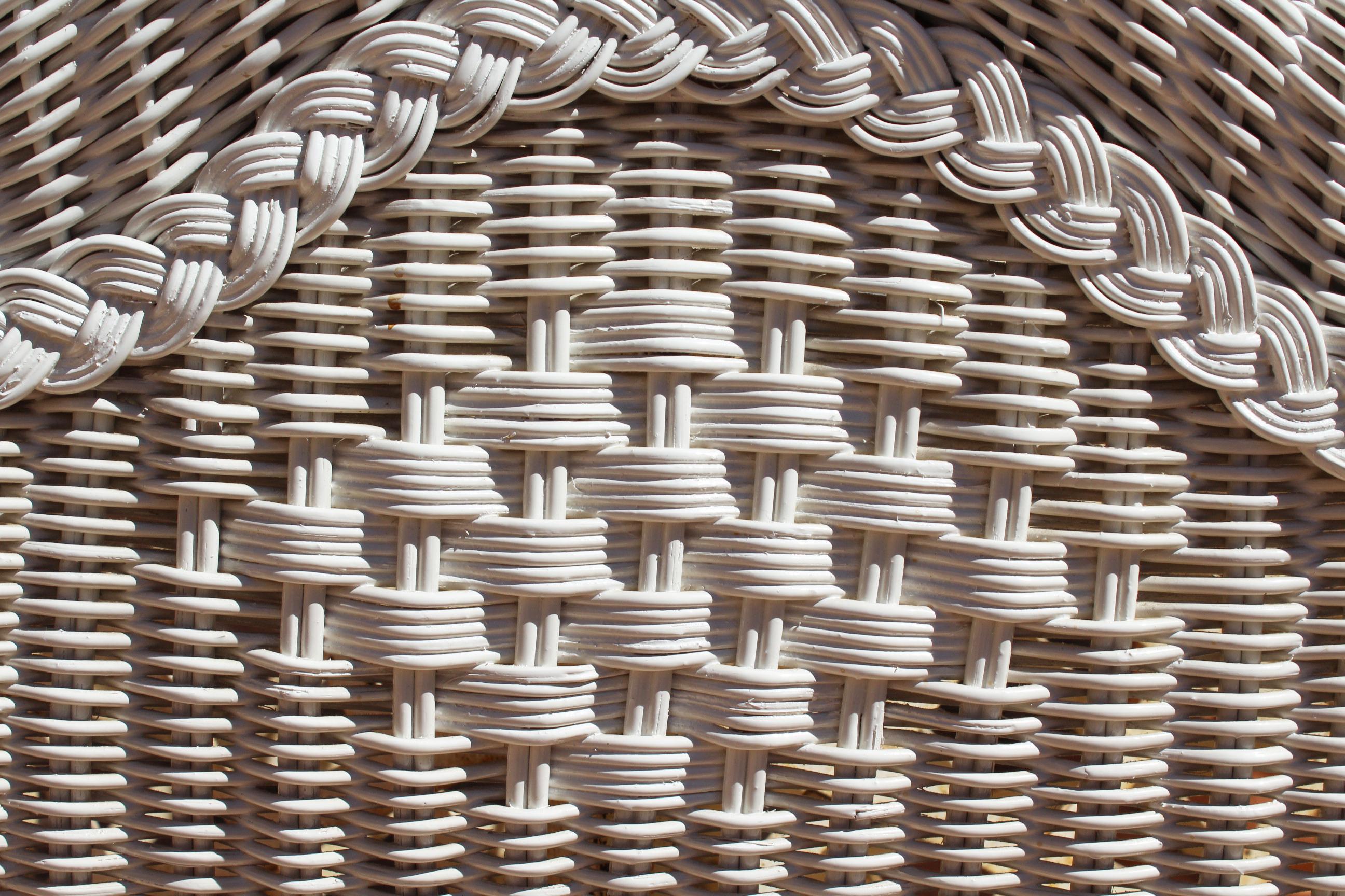 20th Century 1980s Spanish White Wicker Framed Mirror