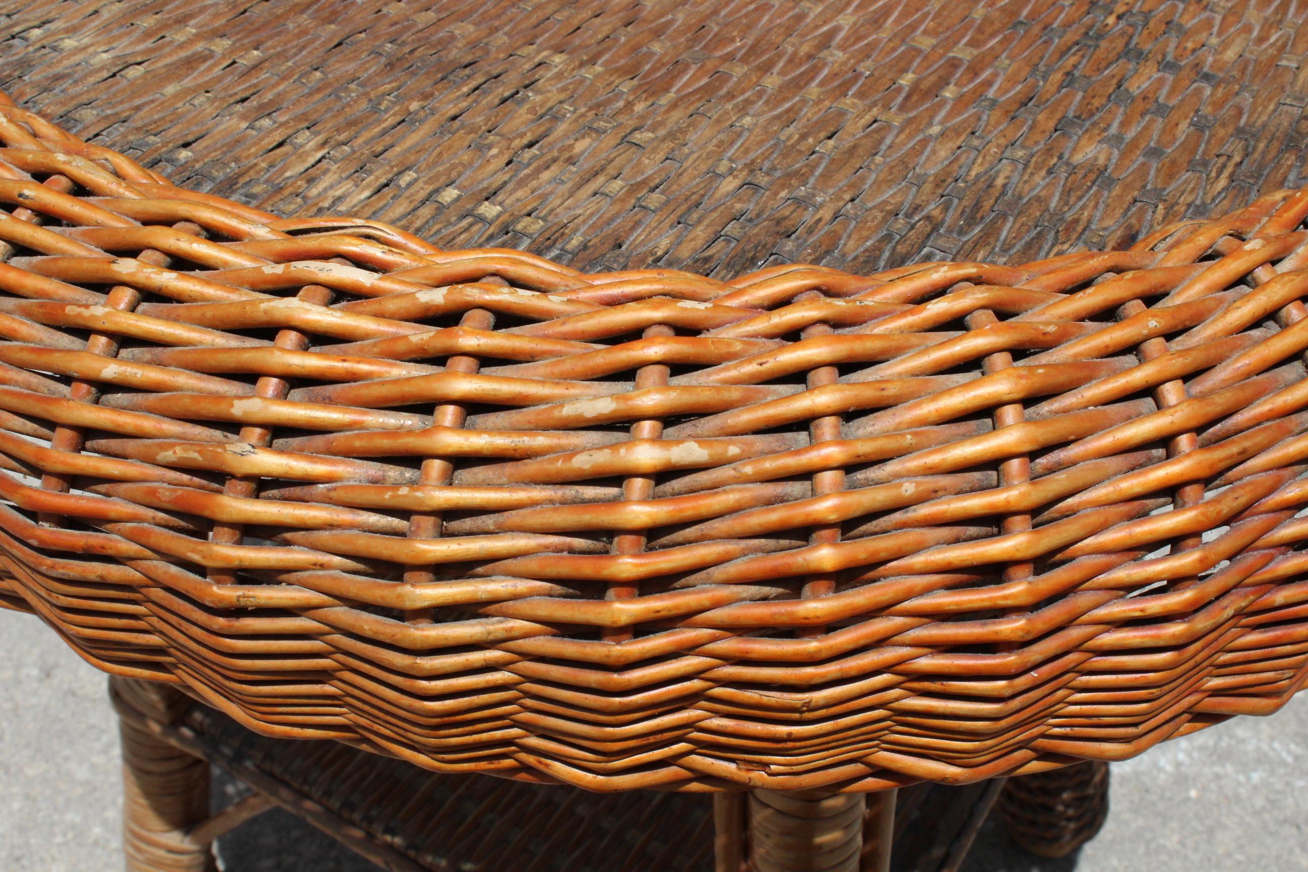 1980s Spanish Wicker Round Side Table 3