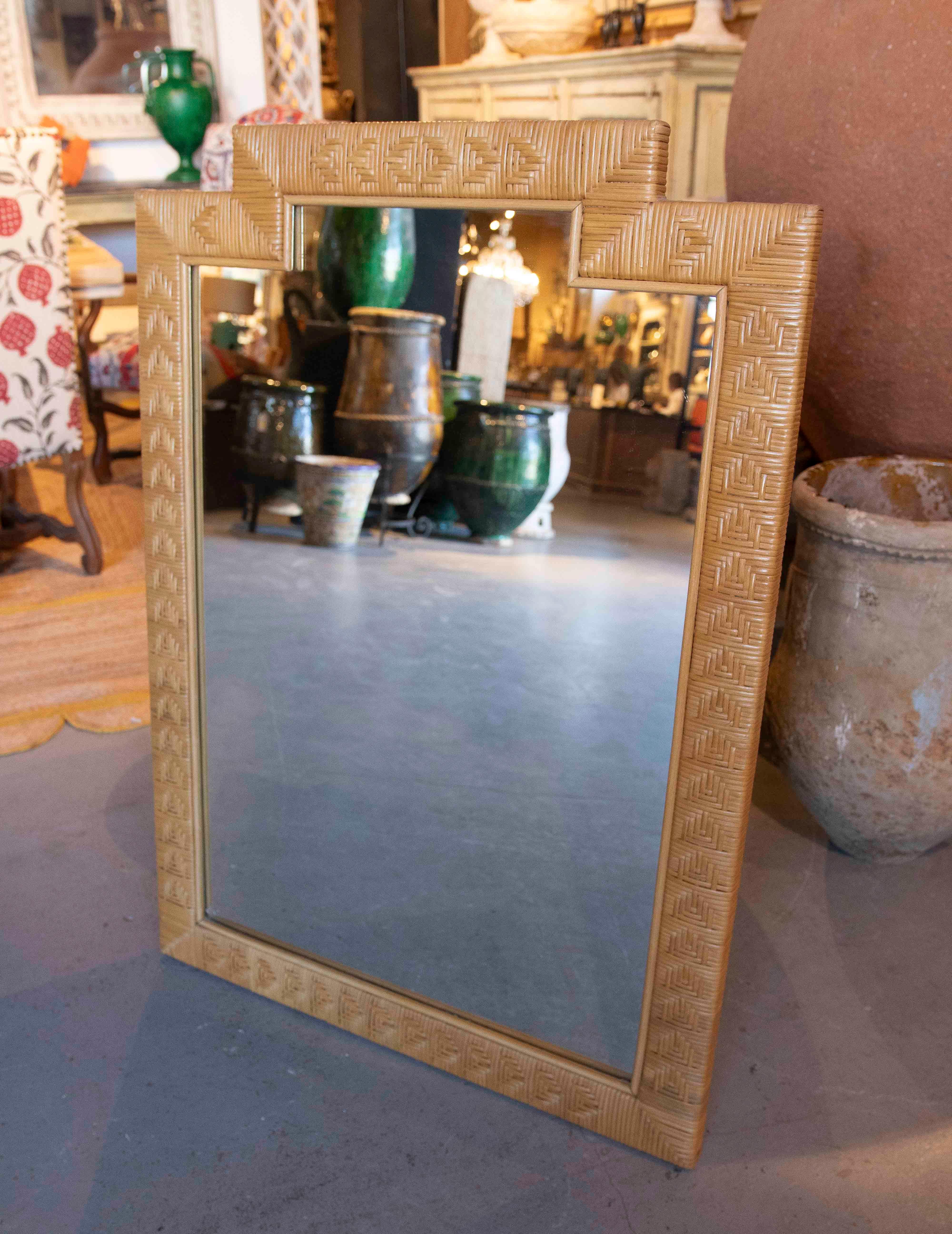 1980s Spanish Wooden Wall Mirror with Wicker Covering  In Good Condition For Sale In Marbella, ES