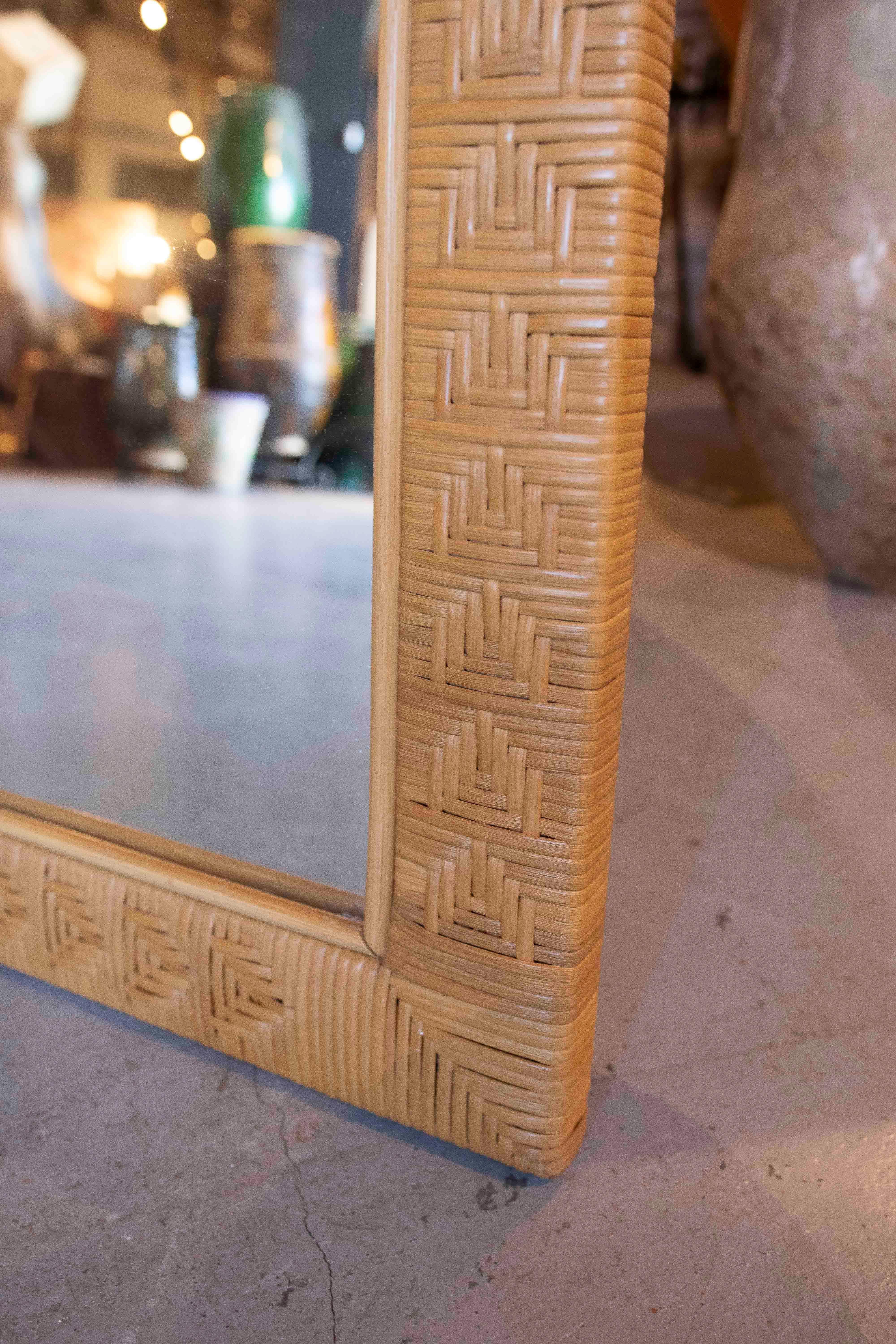 1980s Spanish Wooden Wall Mirror with Wicker Covering  For Sale 4