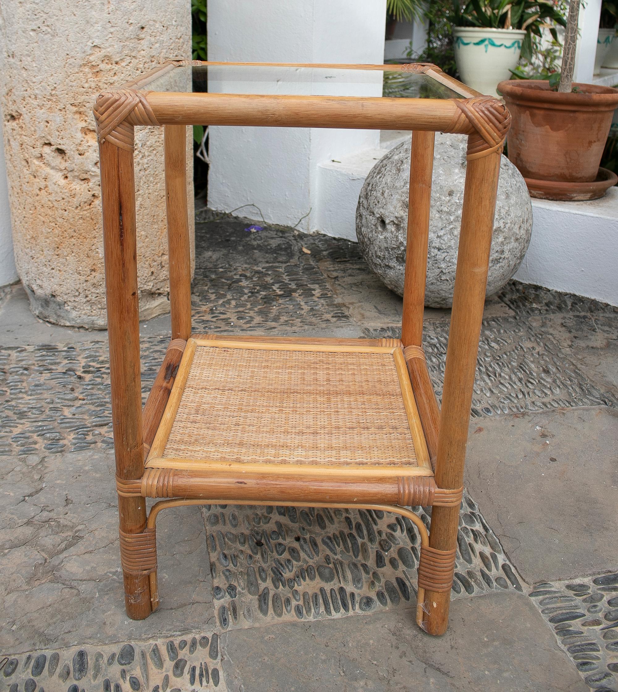 1980's Square Bamboo and Rattan Side Table In Good Condition For Sale In Marbella, ES