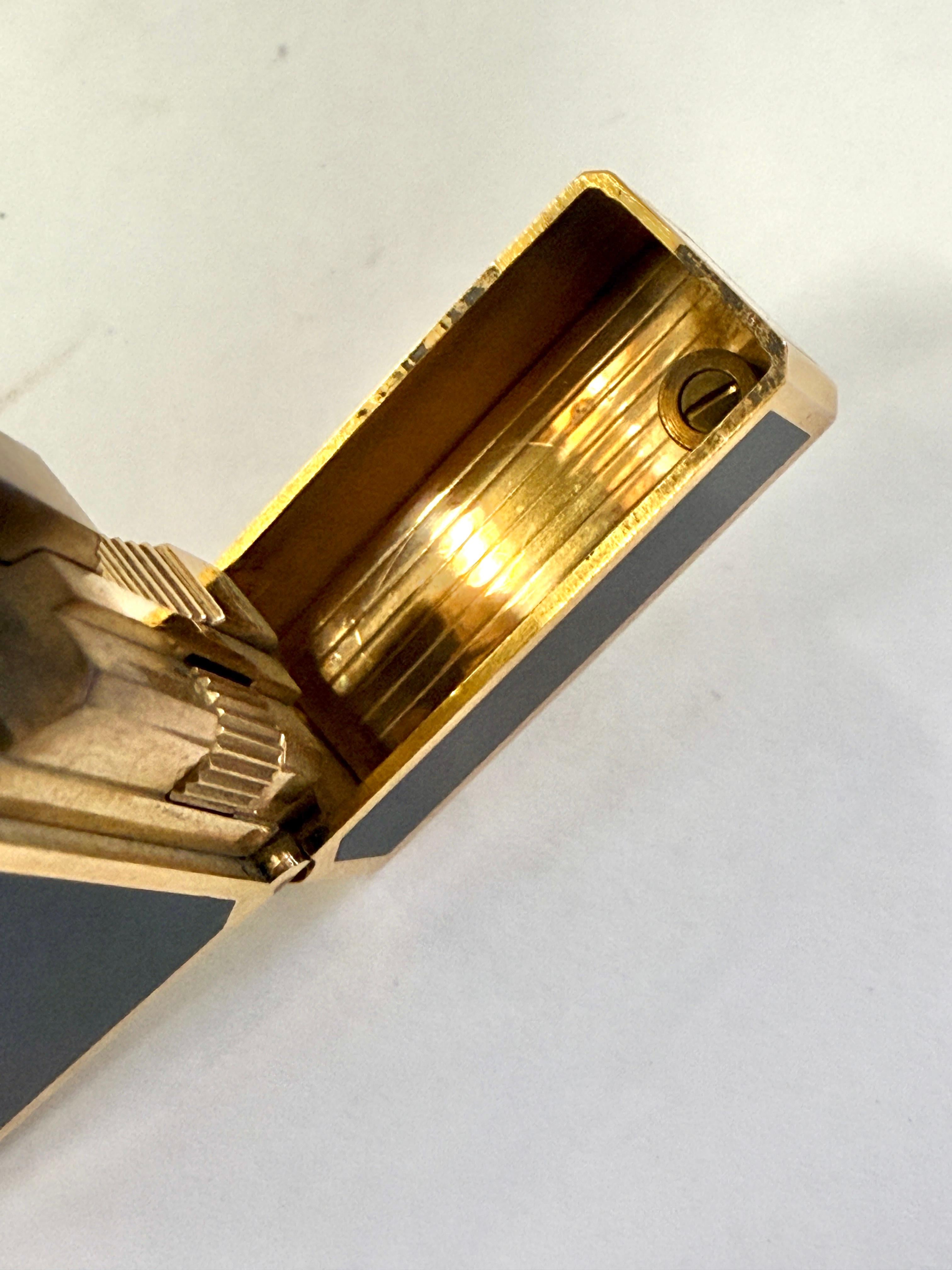 1980’s S.T. DuPont Laque de Chine Gold Plated Lighter with Box and Papers 7